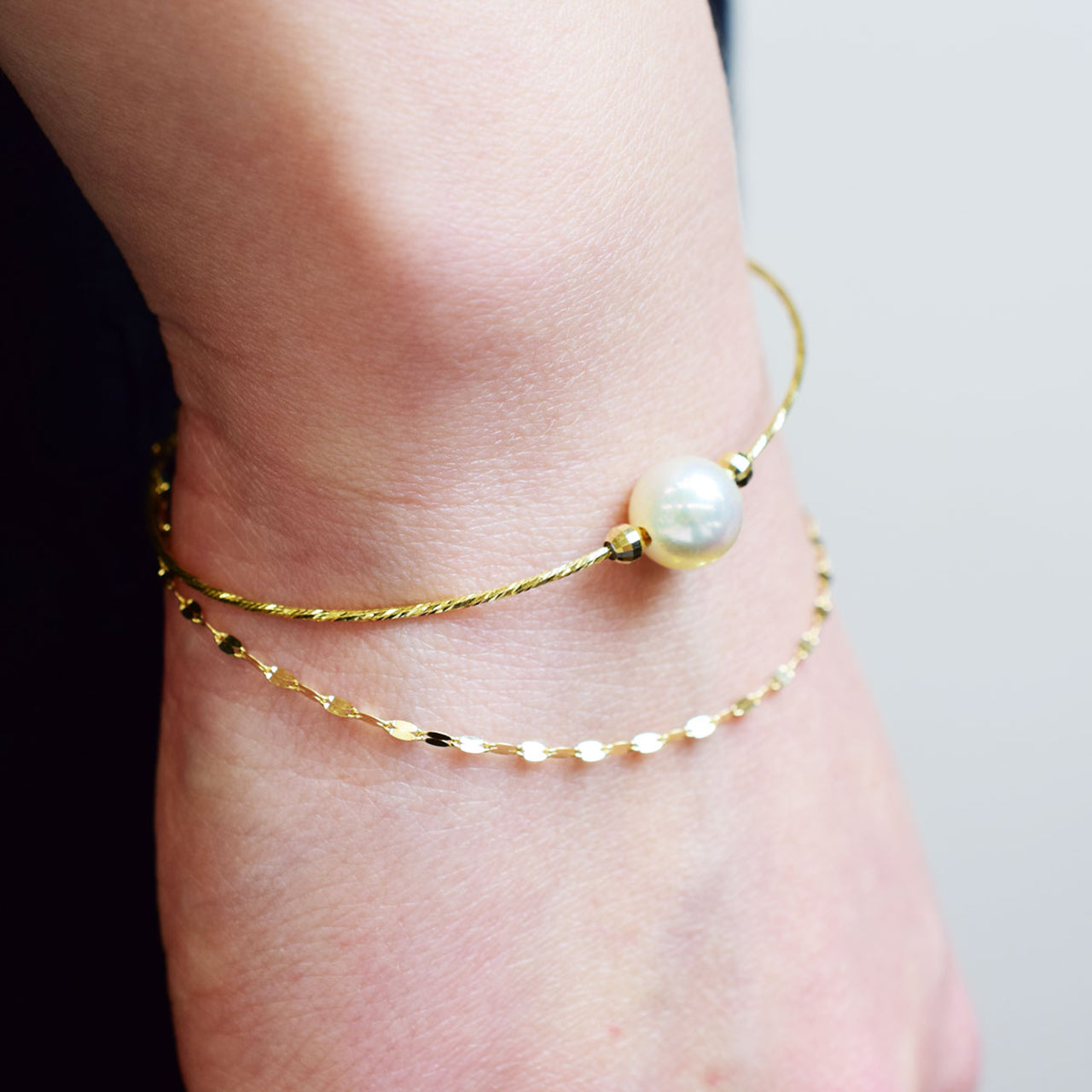 White pink 9mm - 9.5mm Akoya Pearl Cuff Bracelet Japan jewelry 18K 18KYG 18KWG Japanese reenspearl