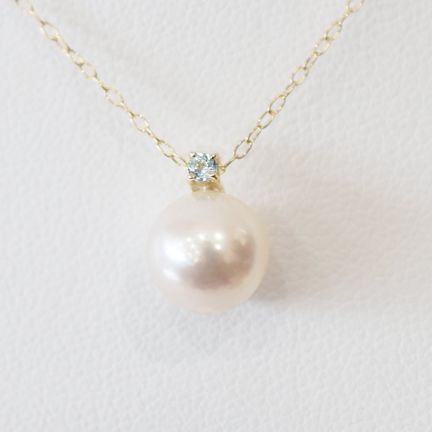 Hanadama rank White pink 8mm - 9.5mm Birthstone Blue Topaz 10K pendant necklace Akoya Pearl Real Japan Seawater pearl
