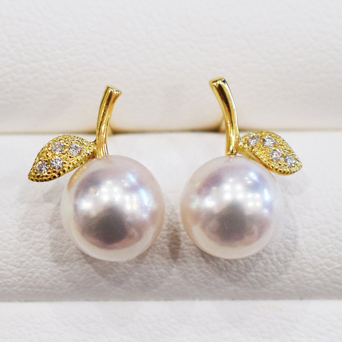 Hanadama rank Whitepink 7.5mm - 8.5mm Earring Diamond 0.02ct Seawater Real Akoya Pearl Japan anniversary Earring K18YG Japanese Wedding Jewelry reenspearl