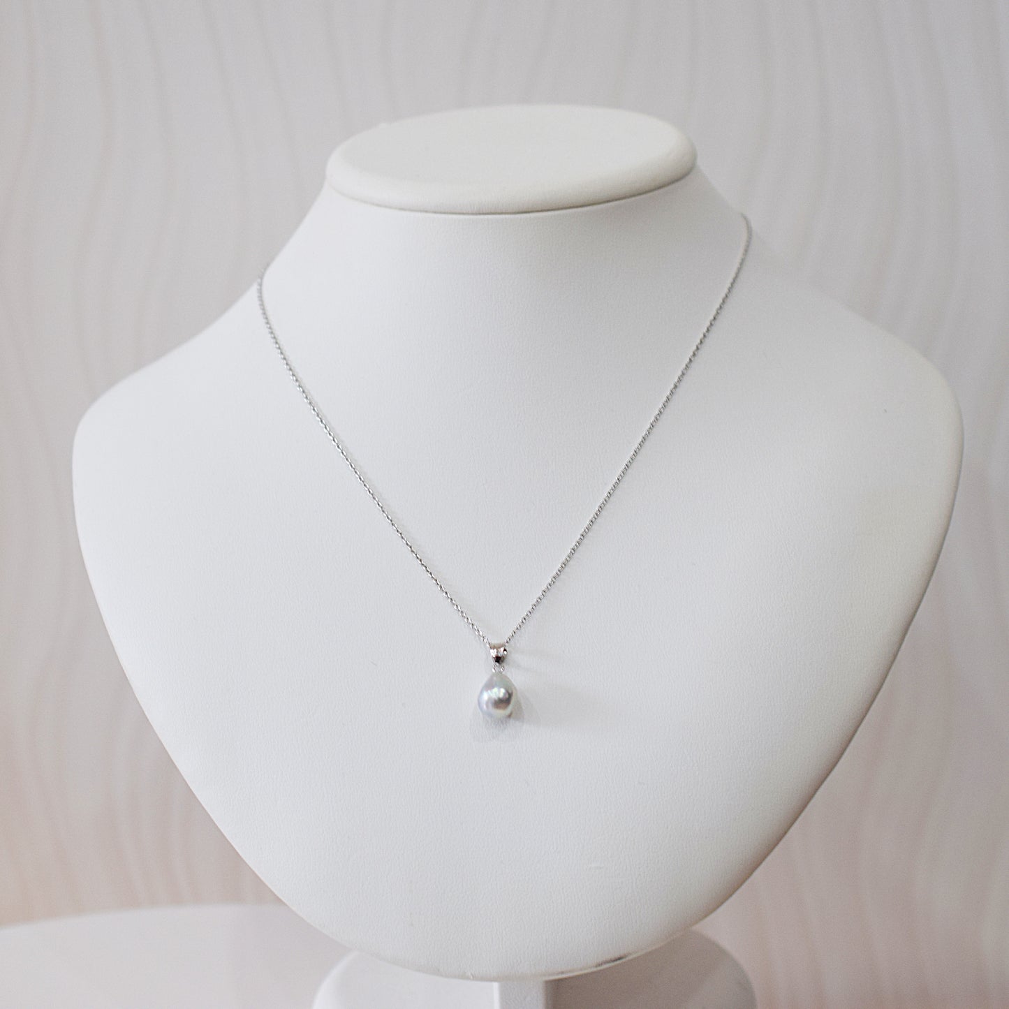 <SALE> Limited to actual item Pendant top Necklace Natural color Baroque 10.3mm Real Akoya Pearl Japan 17.7inch Japanese