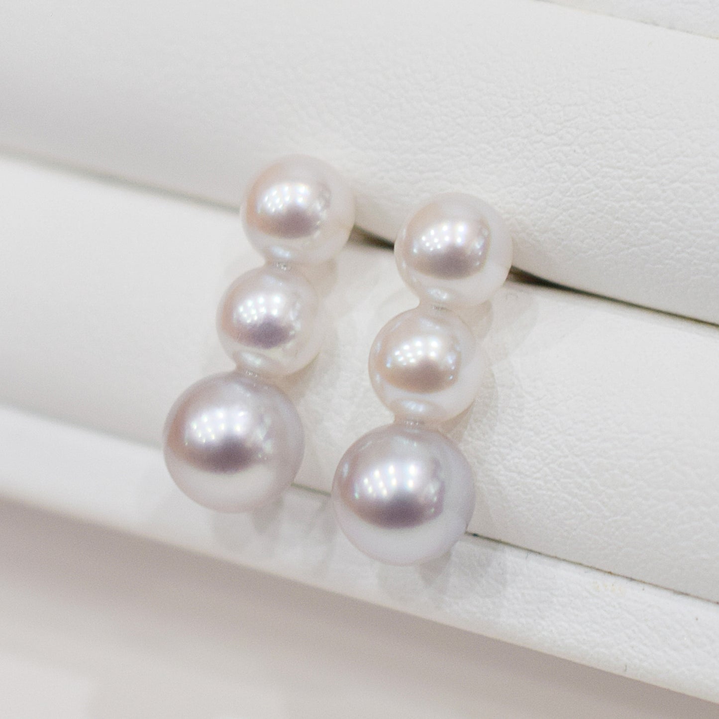 <SALE> Limited to actual item 6mm - 6.5mm × 7.5mm - 8mm Seawater Akoya Pearl White pink Natural color Stud Earring 14KWG Japan Japanese