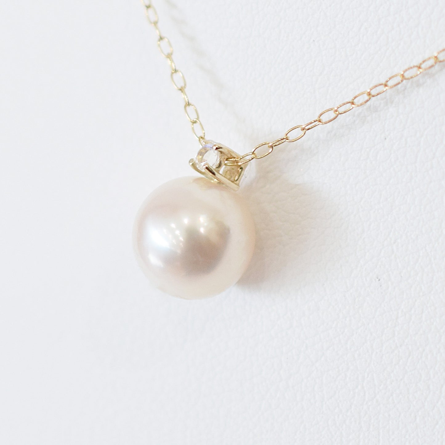 Hanadama rank White pink 8mm - 9.5mm Birthstone Moonstone 10K pendant necklace Akoya Pearl Real Japan Seawater pearl