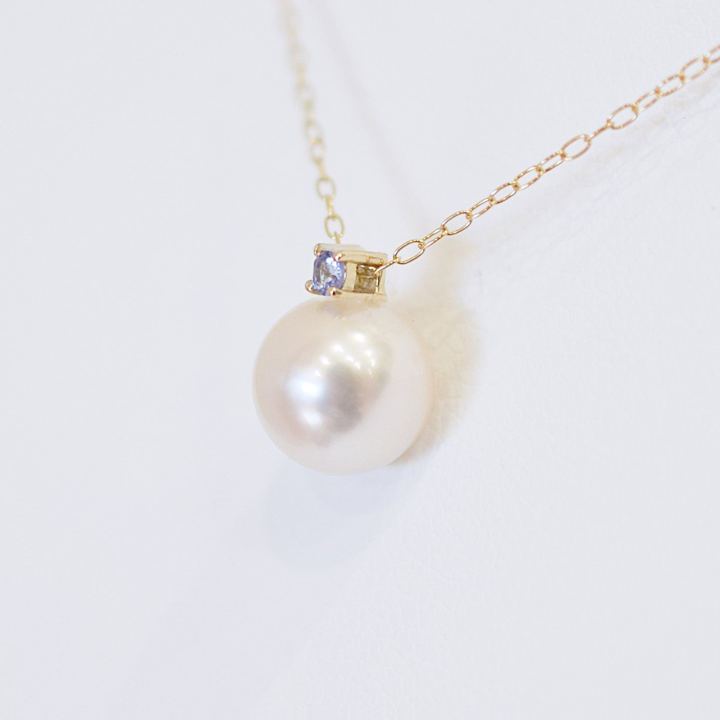 Hanadama rank White pink 8mm - 9.5mm Birthstone Tanzanite 10K pendant necklace Akoya Pearl Real Japan Seawater pearl