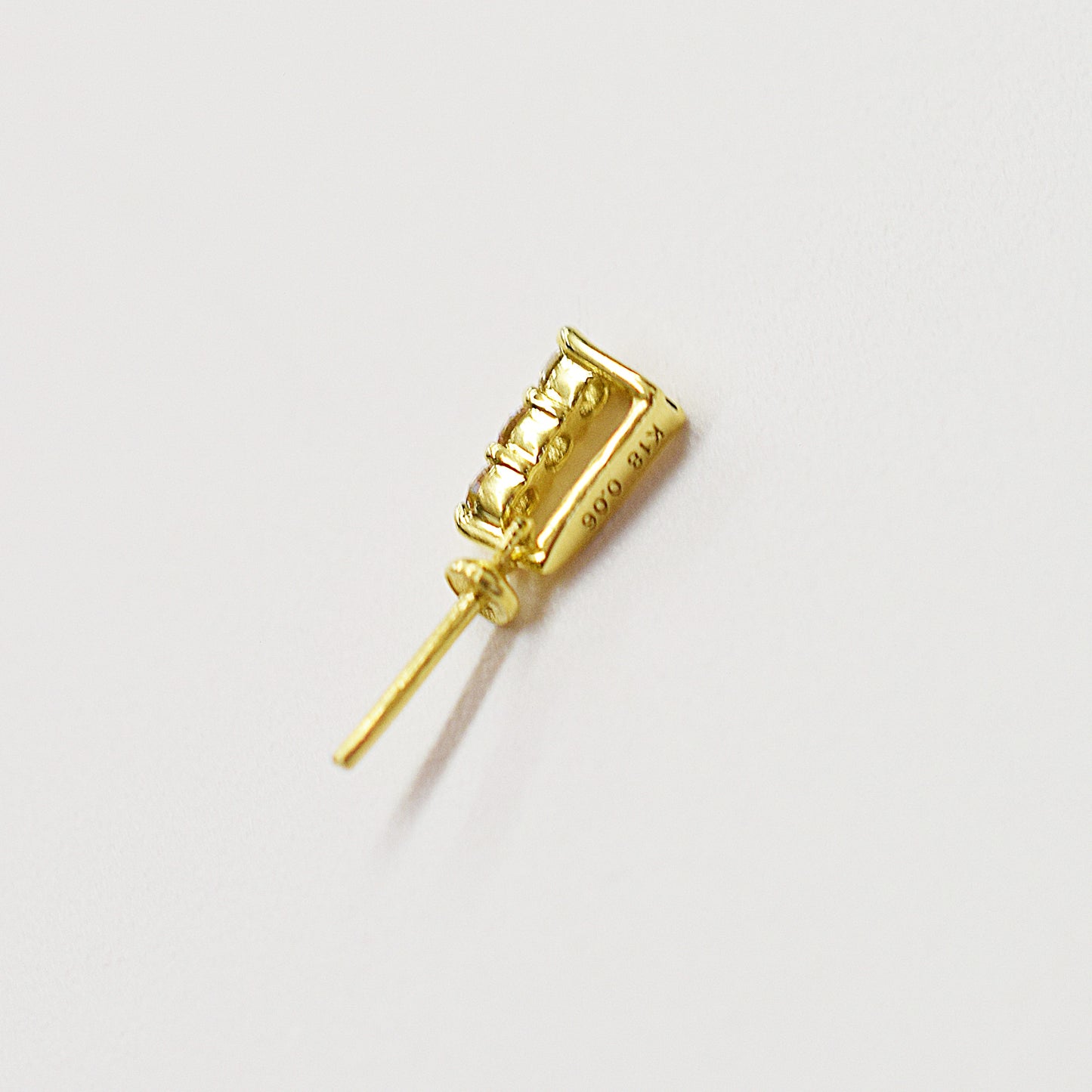 Only metal fittings 0.06ct K18YG Diamond Pendant top SIK00022