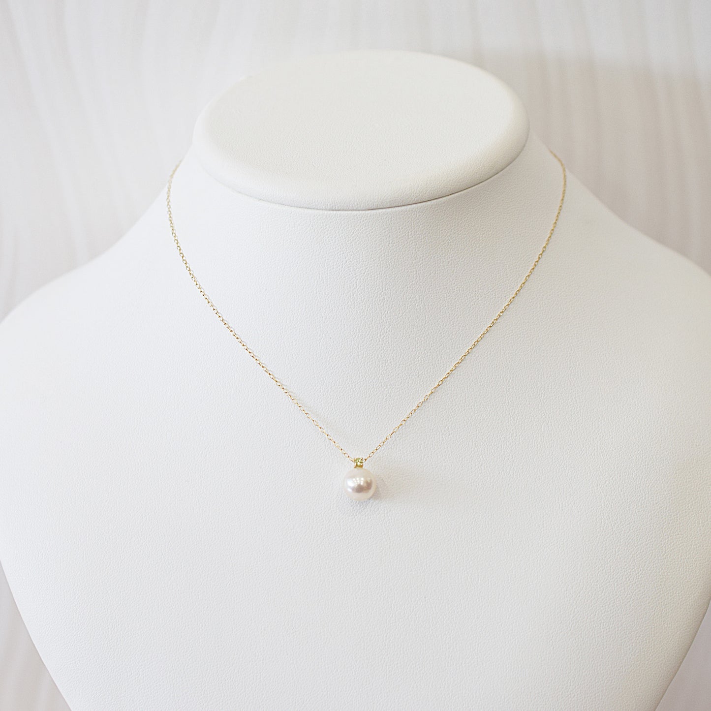Hanadama rank White pink 8mm - 9.5mm Birthstone Peridot 10K pendant necklace Akoya Pearl Real Japan Seawater pearl