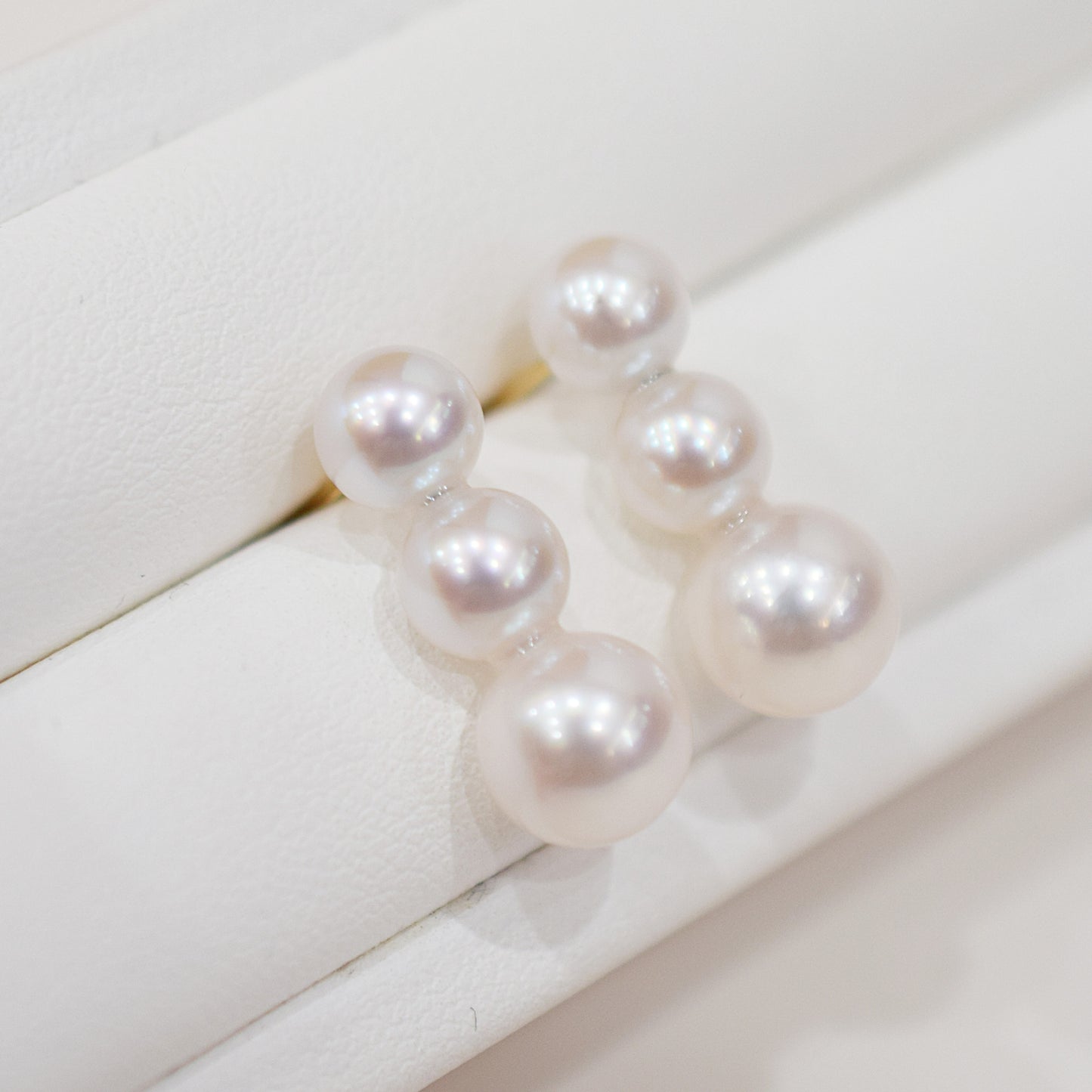 Rare White Pink 6mm - 6.5mm × 7.5mm - 8mm 3pcs akoya pearl Earring K18YG Japan 1pair akoyapearl Japanese Seawater reenspearl