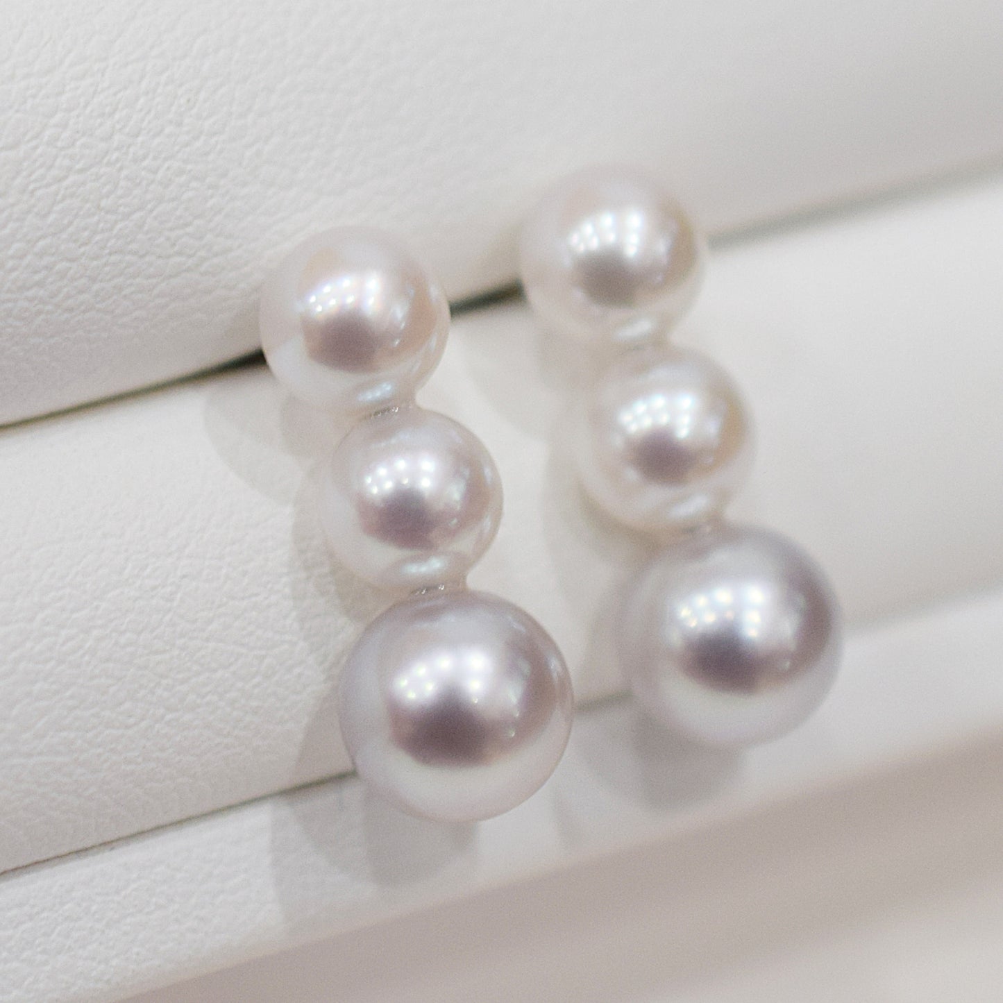 <SALE> Limited to actual item 6mm - 6.5mm × 7.5mm - 8mm Seawater Akoya Pearl White pink Natural color Stud Earring 14KWG Japan Japanese