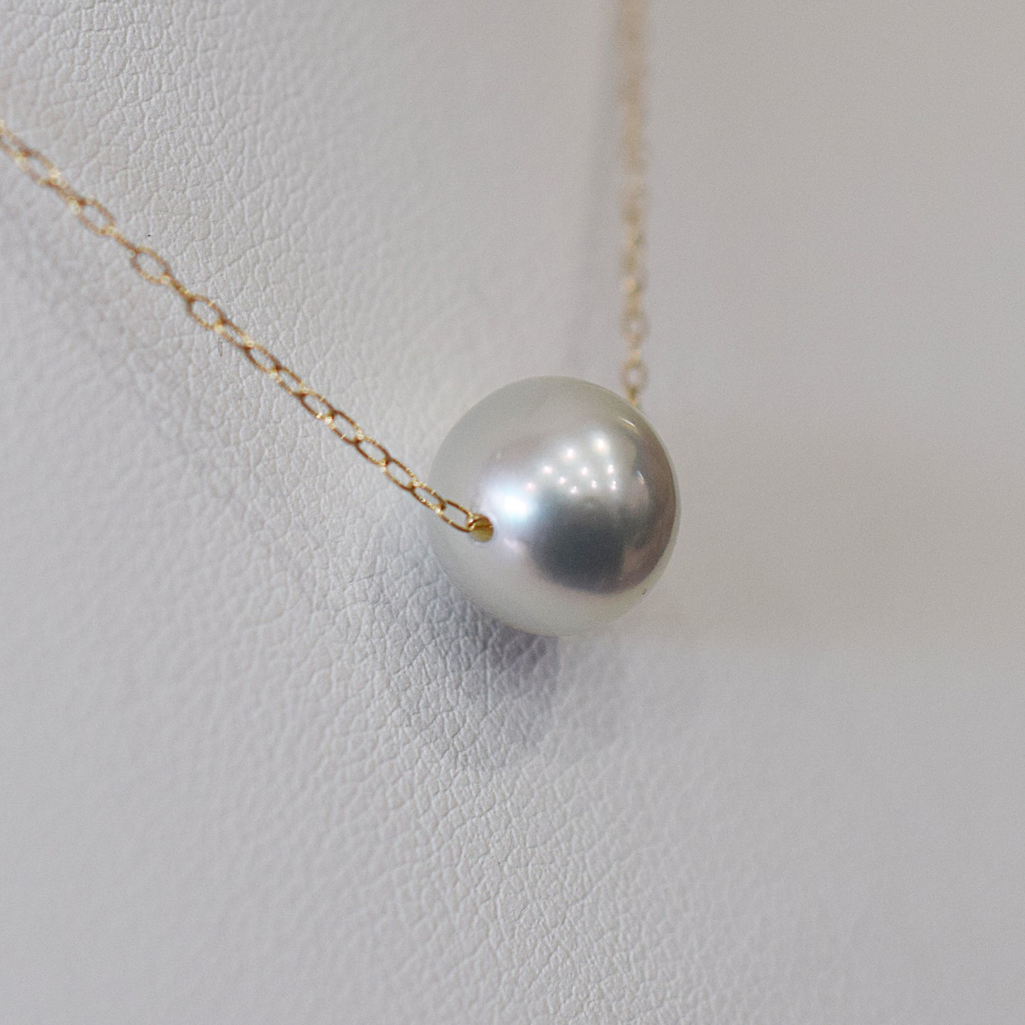 <SALE> Limited to actual item Natural color 9mm - 9.5mm Semi - Round K10YG necklace Seawater Real Akoya Pearl Japan