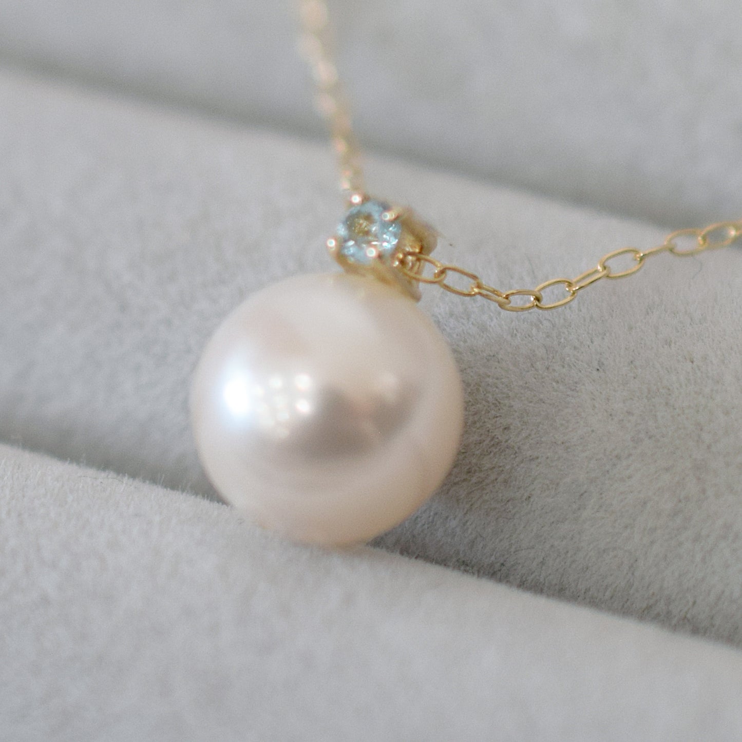 Hanadama rank White pink 8mm - 9.5mm Birthstone Blue Topaz 10K pendant necklace Akoya Pearl Real Japan Seawater pearl