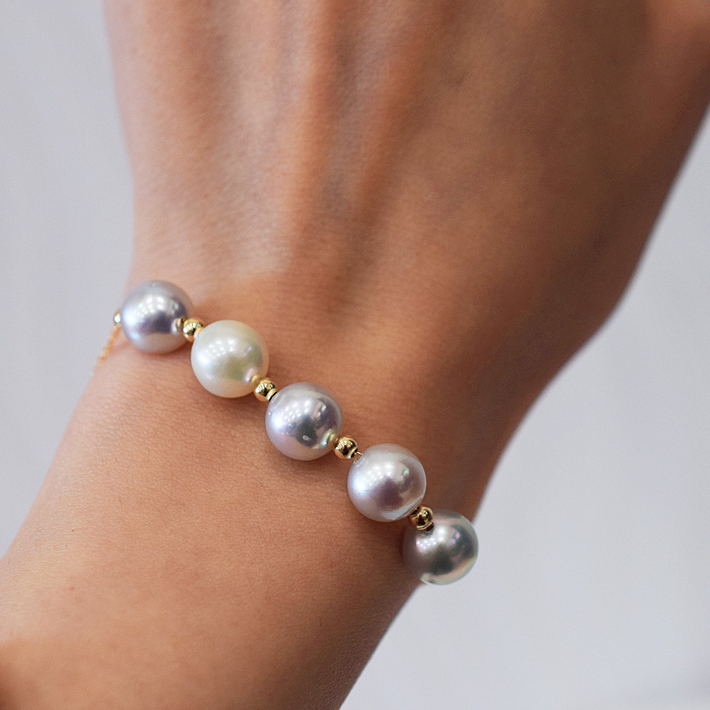 <SALE> Limited to actual item Natural color Semi-Round 9mm - 9.5mm Bracelet 7.08inch 14KGF Gold Filled Magnet Real Akoya Pearl Japan