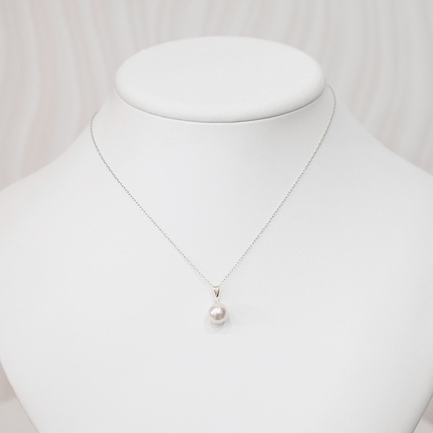 【K18YG / K18WG】Hanadama rank White pink 8mm - 9.5mm pendant necklace Akoya Pearl diamond 0.01ct Real Japan Seawater pearl reenspearl akoyapearl