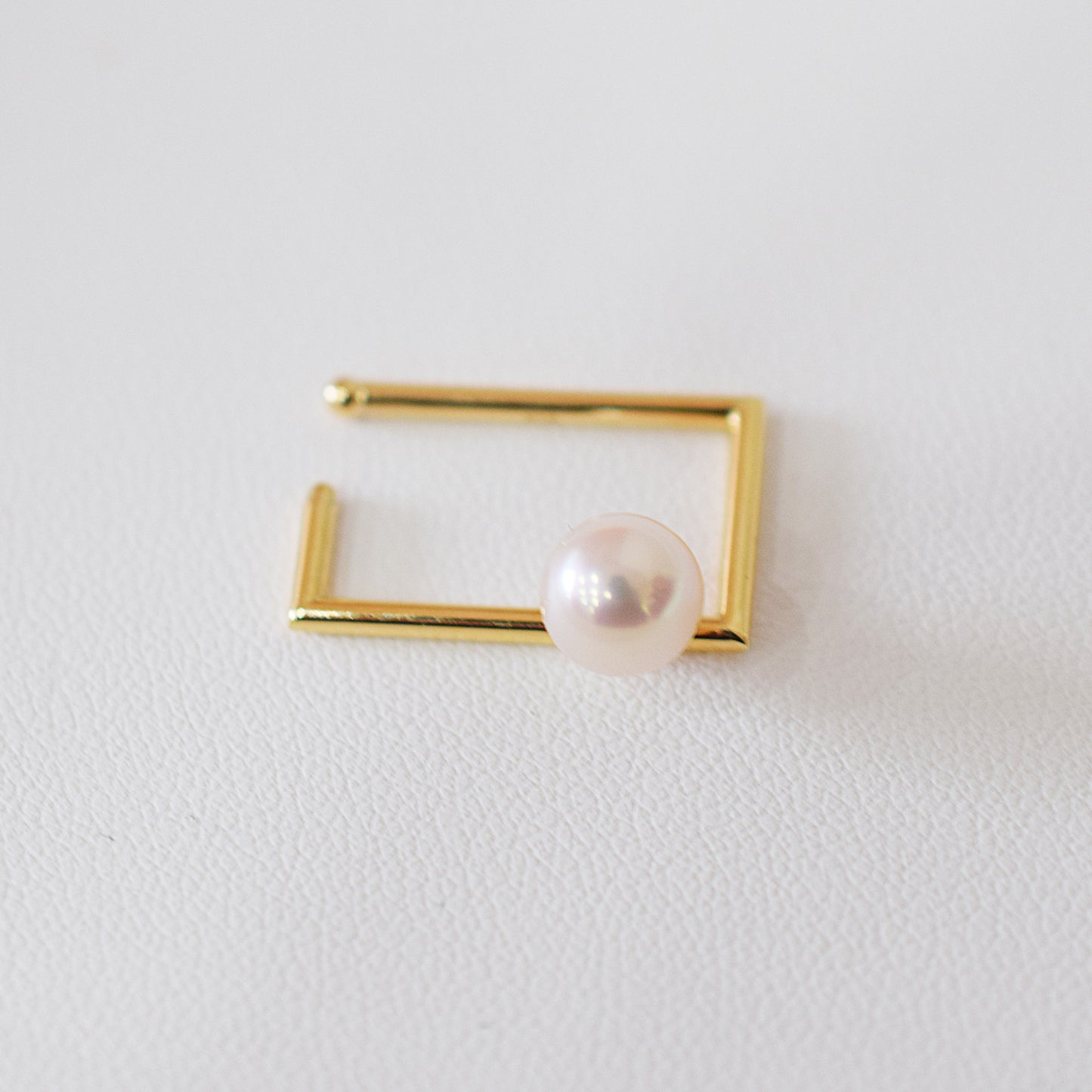 Hanadama rank White pink 6mm - 6.5mm akoya pearl K18YG Square Ear Cuff Seawater Japan Japanese 真珠 あこや