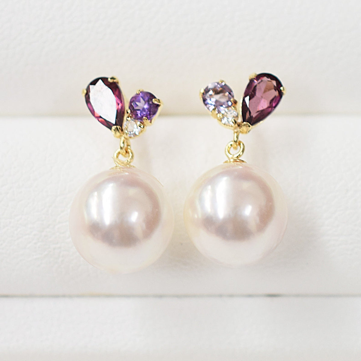 Hanadama rank Whitepink 7.5mm - 8.5mm Earrings Semi-precious stone Japan White topaz Rhodolite Garnet amethyst あこや 真珠