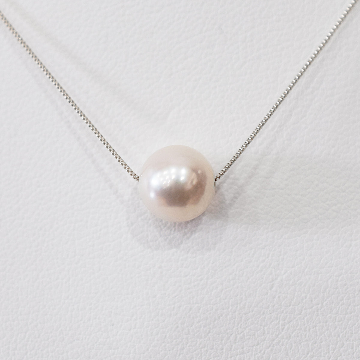 【K10 / K18】Rare White pink 7.5mm - 8.5mm Seawater Real Akoya Pearl necklace AkoyaPearl Japan あこや 真珠