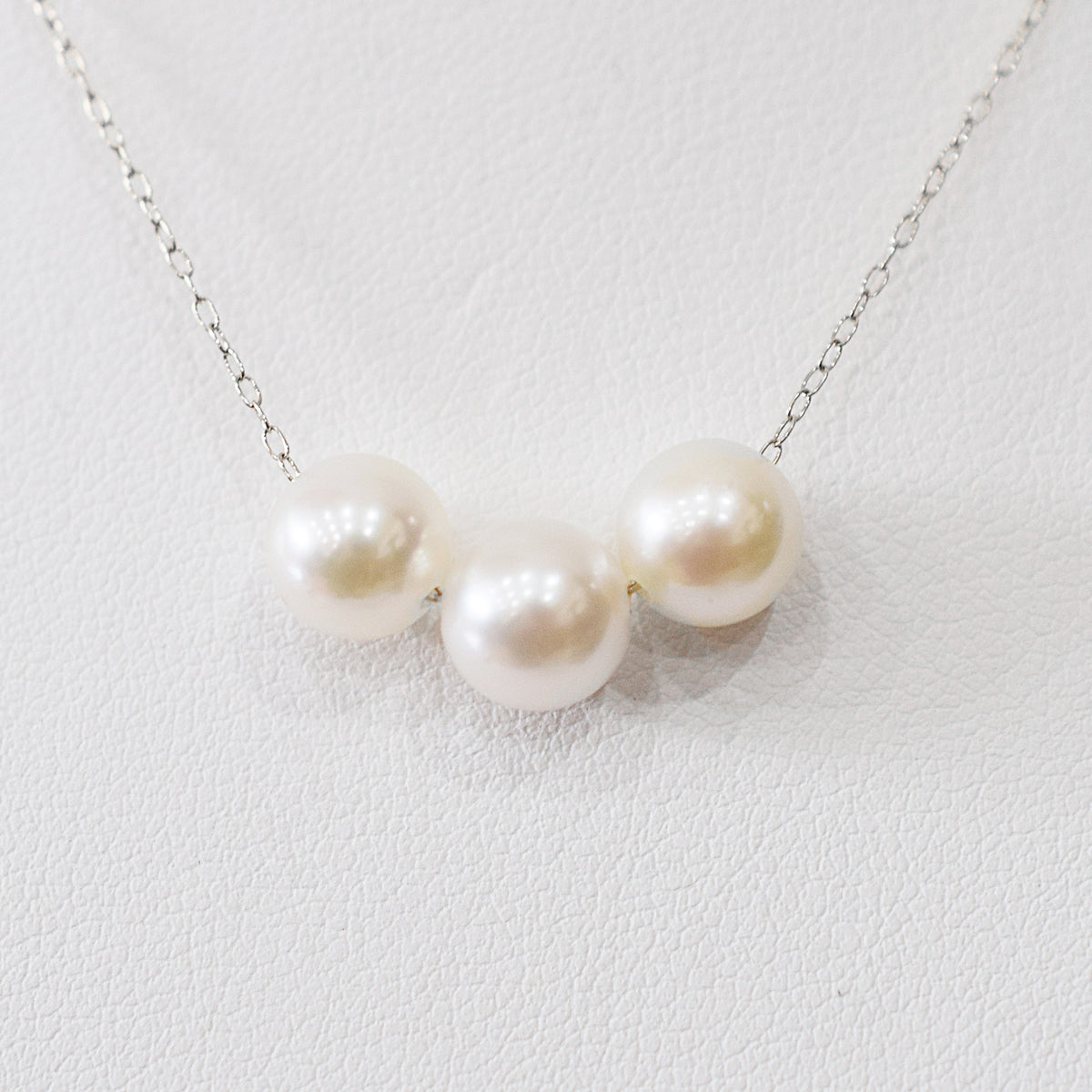 【K10 / K18】Rare White pink 7.5mm - 8.5mm Seawater Real Akoya Pearl 3pc necklace AkoyaPearl Japan あこや 真珠