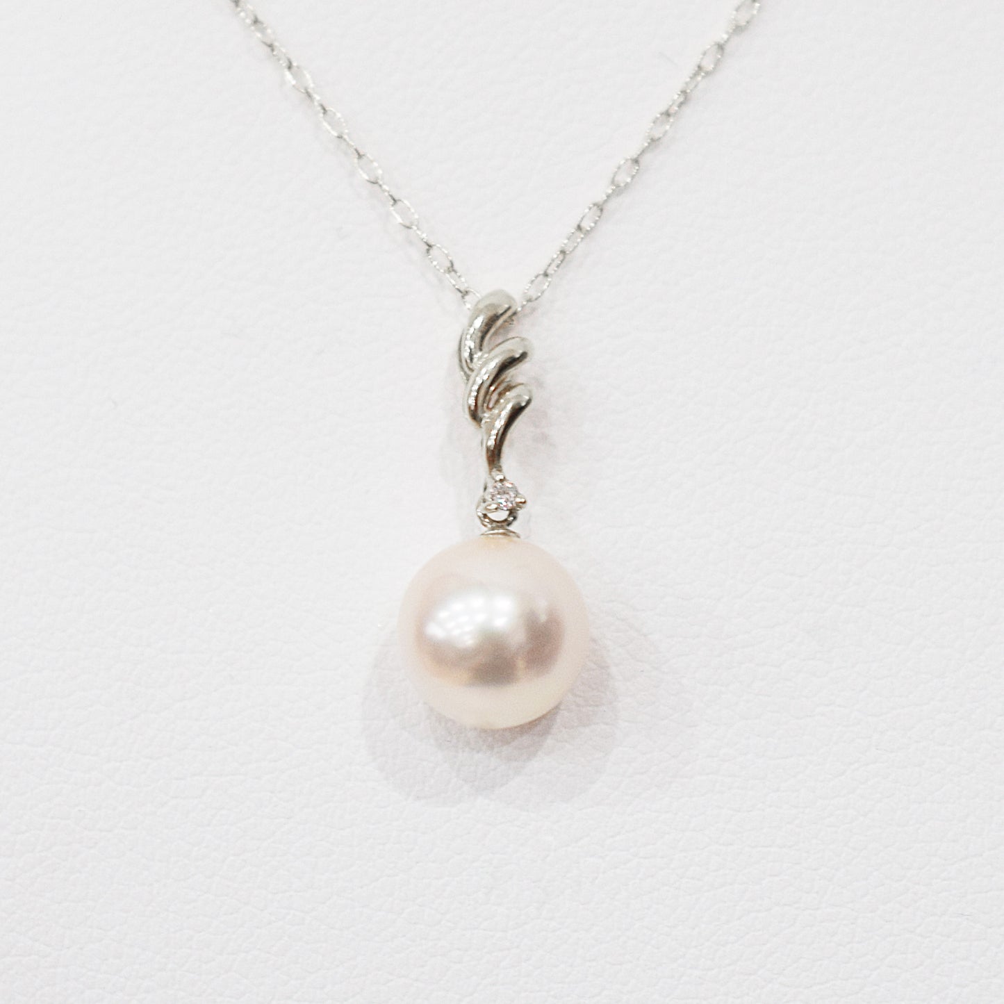 【K18YG / K18WG】Hanadama rank White pink 8mm - 9.5mm Diamond pendant necklace Akoya Pearl Real Japan Seawater pearl