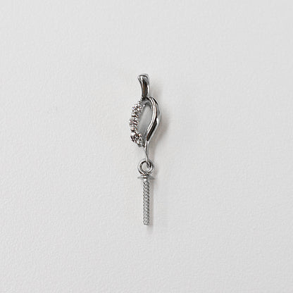 Only metal fittings 0.02ct K18WG Diamond Pendant top SIK00031