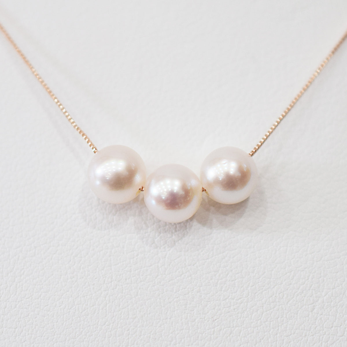 【K10 / K18】Rare White pink 5.5mm - 6.5mm Seawater Real 3pc Akoya Pearl necklace AkoyaPearl Japan あこや 真珠