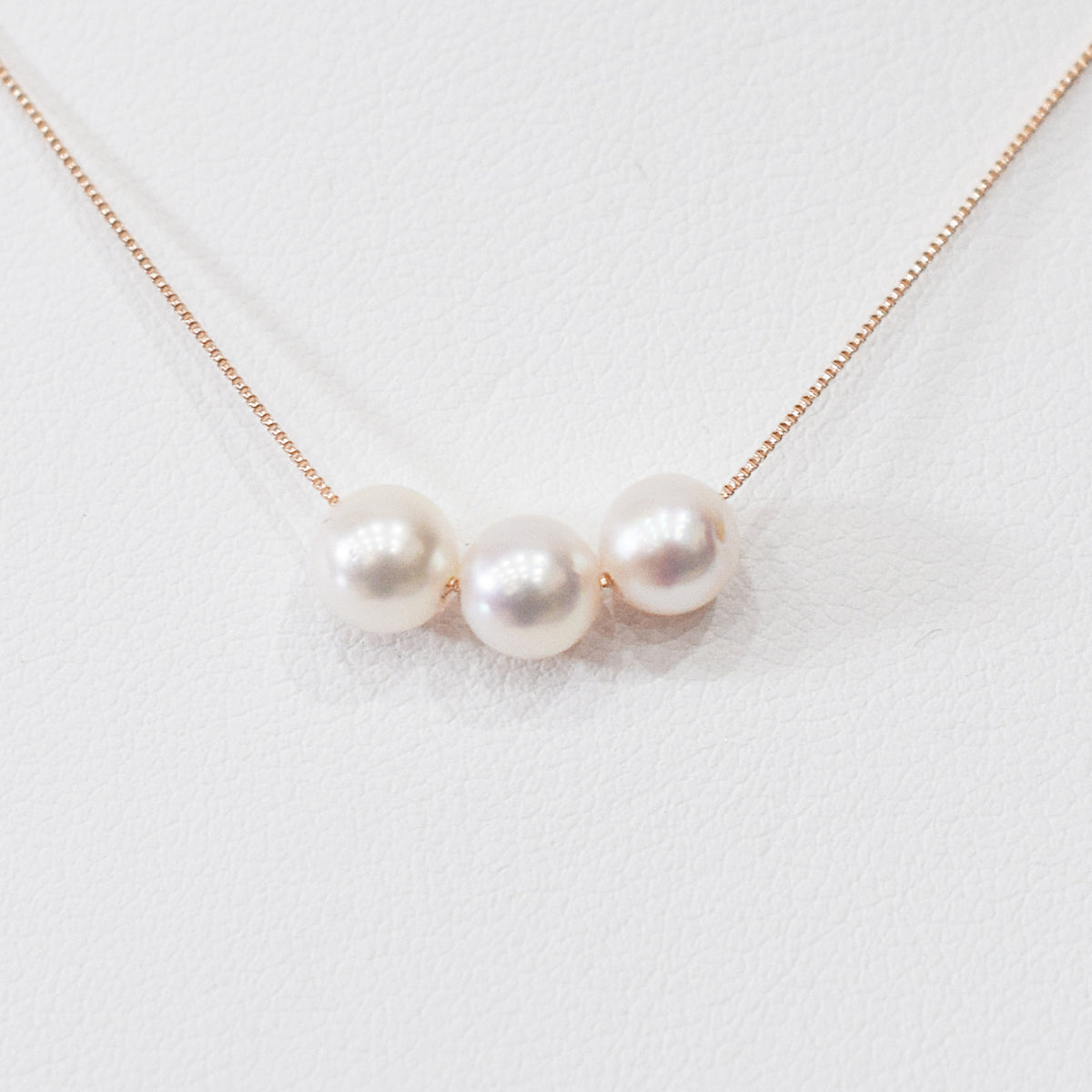 【K10 / K18】Rare White pink 5.5mm - 6.5mm Seawater Real 3pc Akoya Pearl necklace AkoyaPearl Japan あこや 真珠
