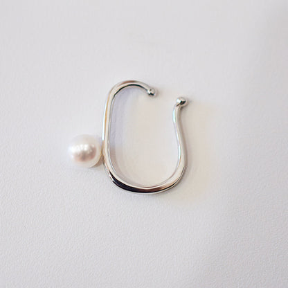 【SV】Hanadama rank White pink 5.5mm - 8mm akoya pearl Ear Cuff Seawater Japan Japanese 真珠 あこや