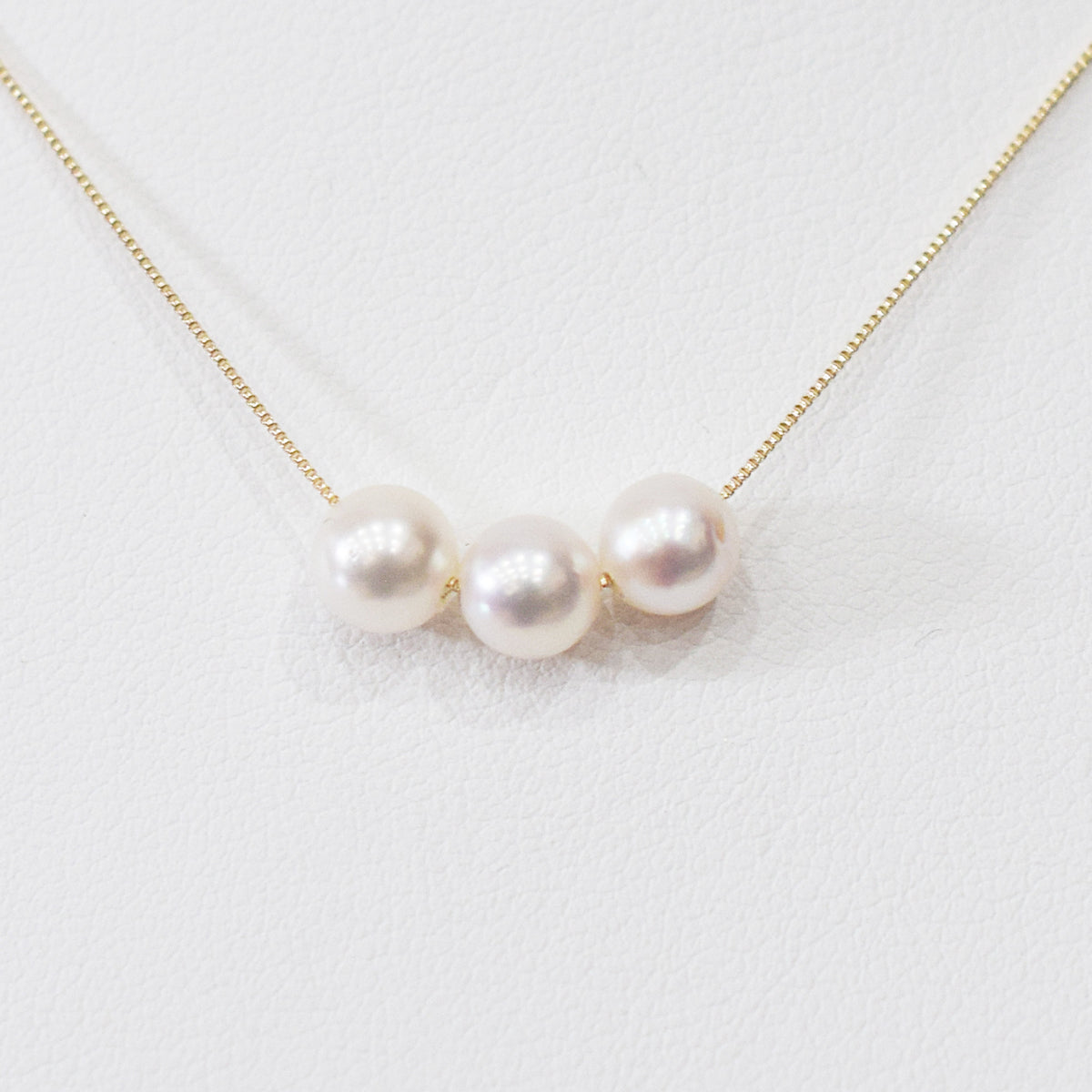 【K10 / K18】Rare White pink 5.5mm - 6.5mm Seawater Real 3pc Akoya Pearl necklace AkoyaPearl Japan あこや 真珠