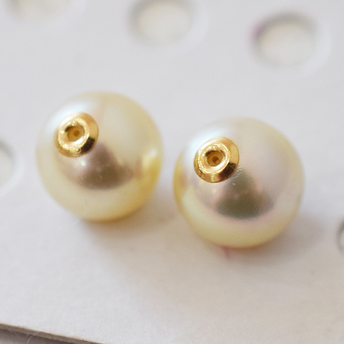<SALE> Limited to actual item 9mm - 9.5mm Natural color Sea Real Akoya Pearl Earring back Only K18 Japanese akoyapearl reenspearl 日本 天草 真珠 あこや
