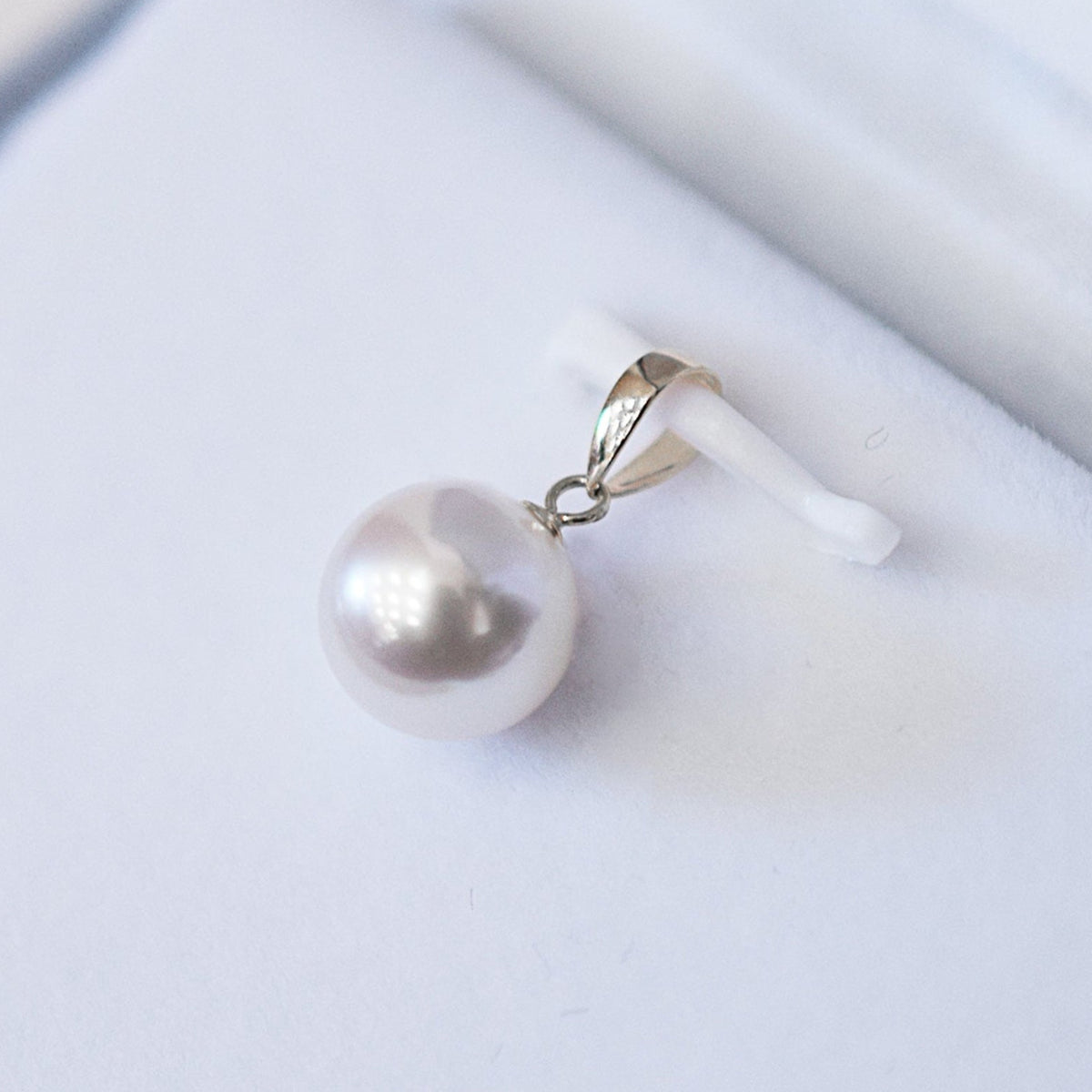 【K18YG / K18WG】Pendant top Only AAA Aurora Tennyo color Rare White pink 7.5mm - 8.5mm Akoya Pearl Japan Akoyapearl birthday あこや 真珠 日本 reenspearl