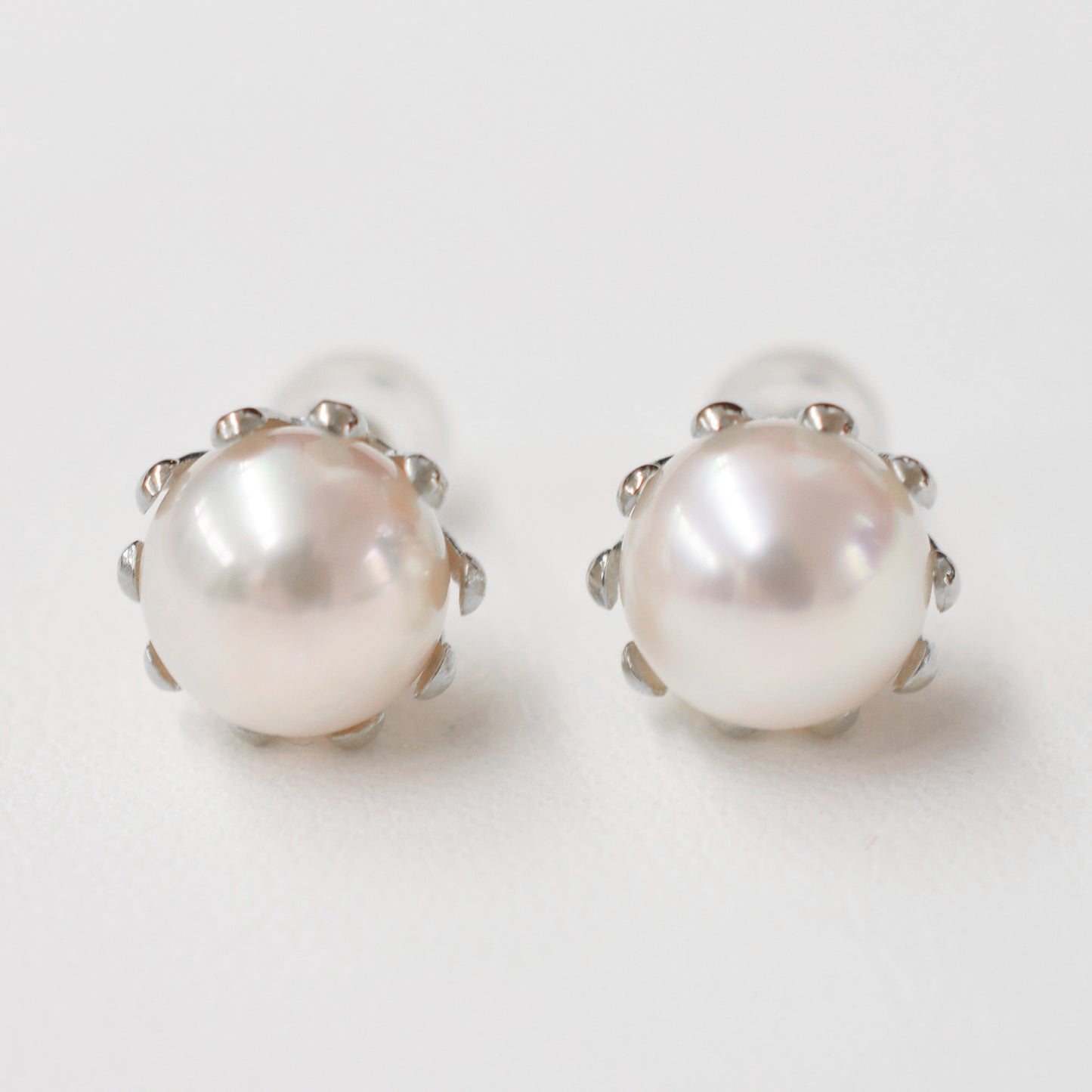 【K18YG / K14WG】 Hanadama rank White pink 8mm - 8.5mm Sea Real Akoya Pearl Earring Japan 1pair Japanese reenspearl birthday