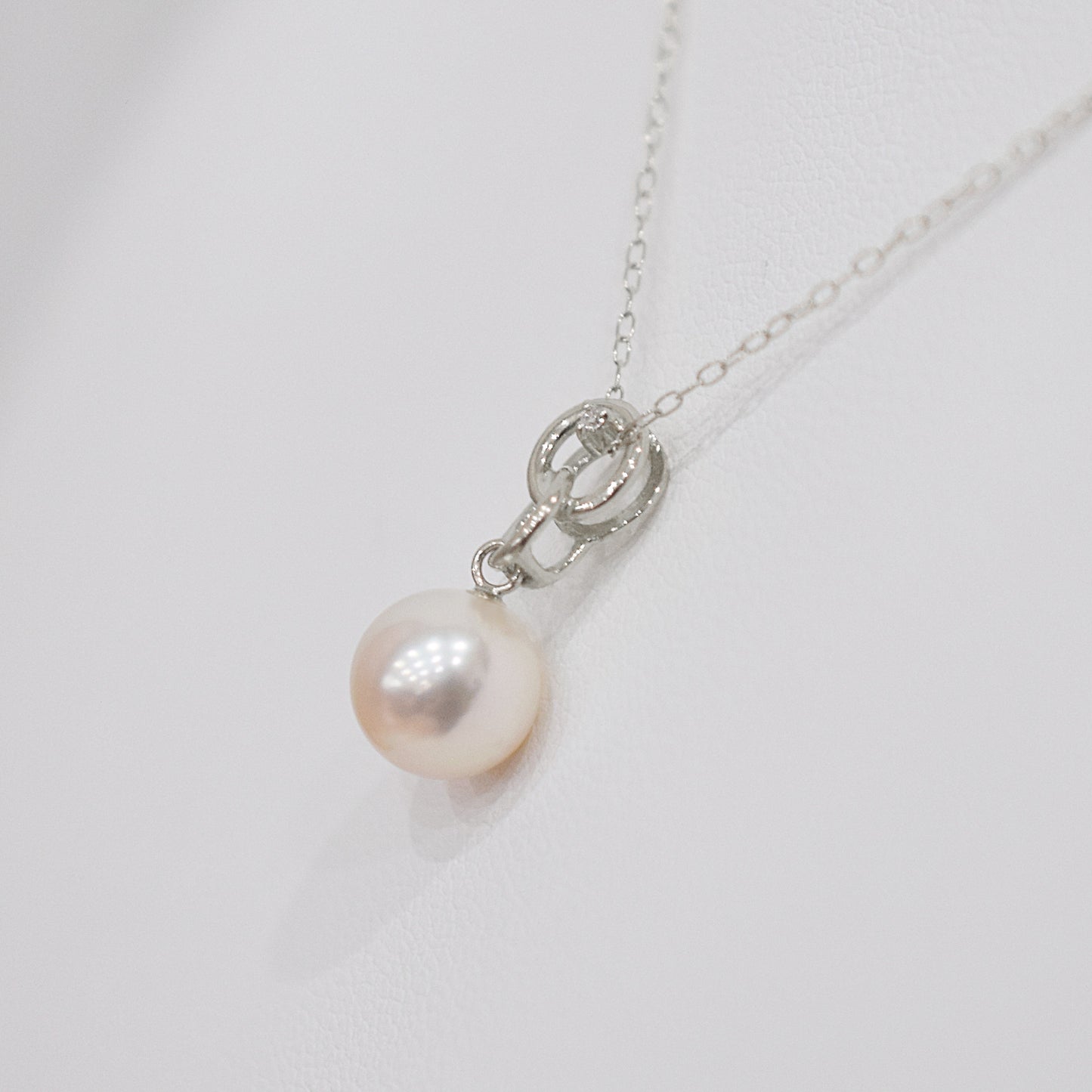 【K18YG / K18WG】Hanadama rank White pink 8mm - 9.5mm Diamond pendant necklace Akoya Pearl Real Japan Seawater pearl