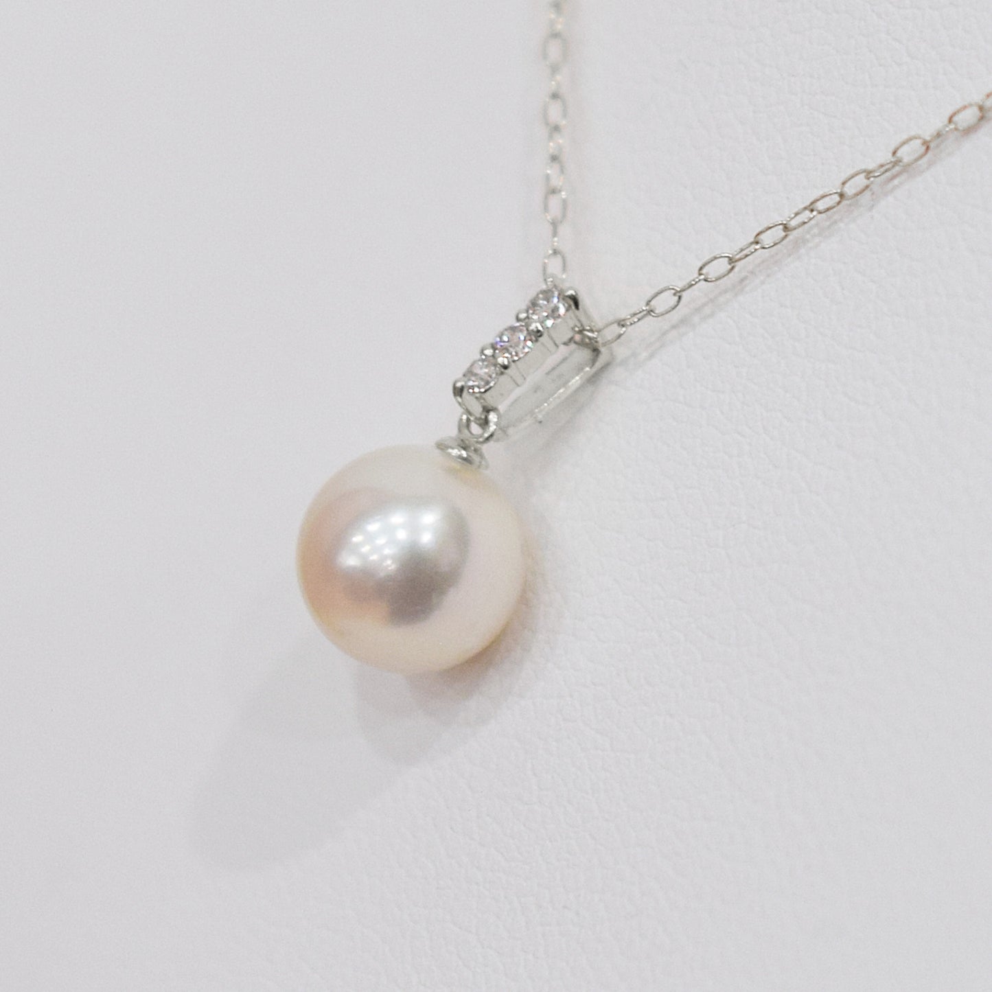 【K18YG / K18WG】Hanadama rank White pink 8mm - 9.5mm Diamond pendant necklace Akoya Pearl Real Japan Seawater pearl