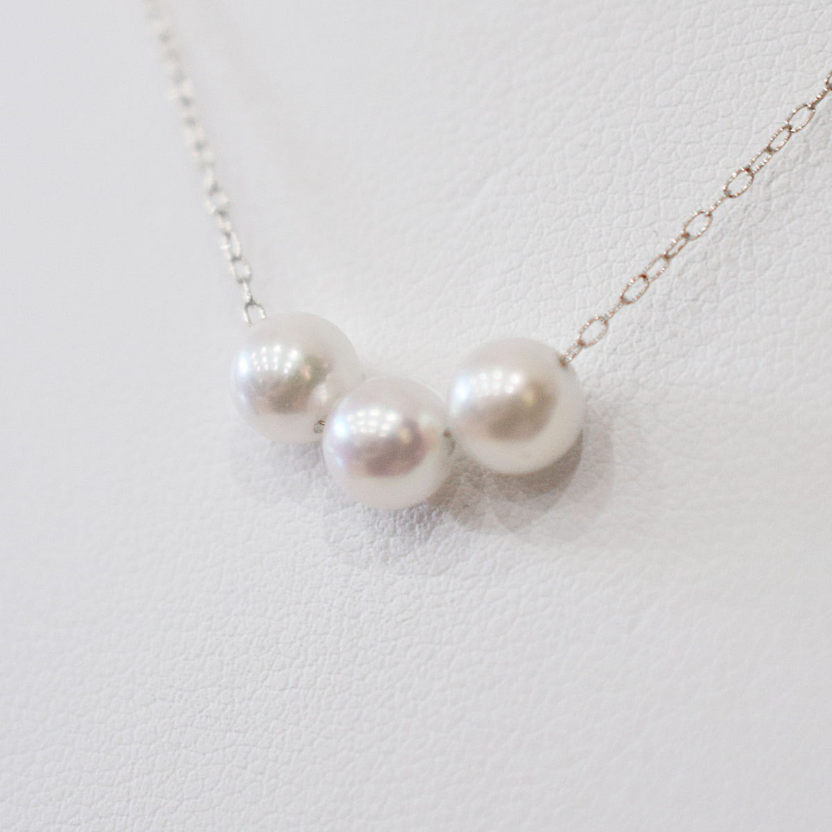 【 K10 / K18 】Rare White pink 5.5mm - 6.5mm Seawater Real Akoya Pearl 3pc necklace AkoyaPearl Japan あこや 真珠
