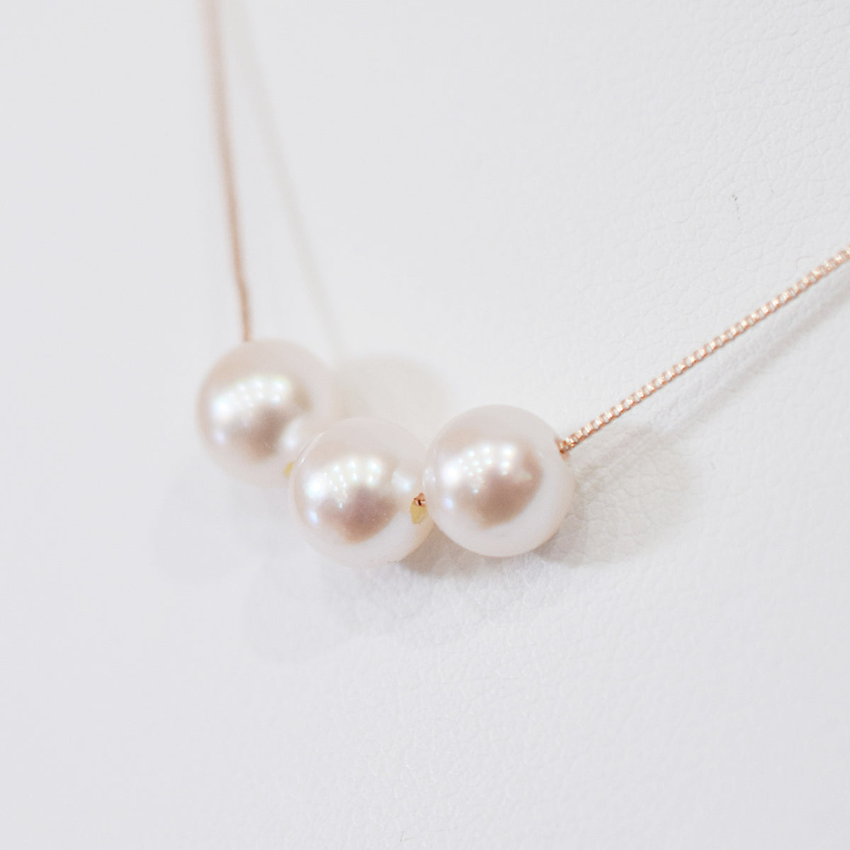 【K10 / K18】Rare White pink 5.5mm - 6.5mm Seawater Real 3pc Akoya Pearl necklace AkoyaPearl Japan あこや 真珠