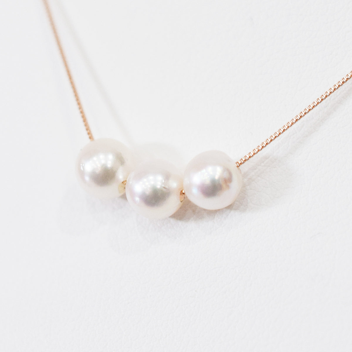 【K10 / K18】Rare White pink 5.5mm - 6.5mm Seawater Real 3pc Akoya Pearl necklace AkoyaPearl Japan あこや 真珠