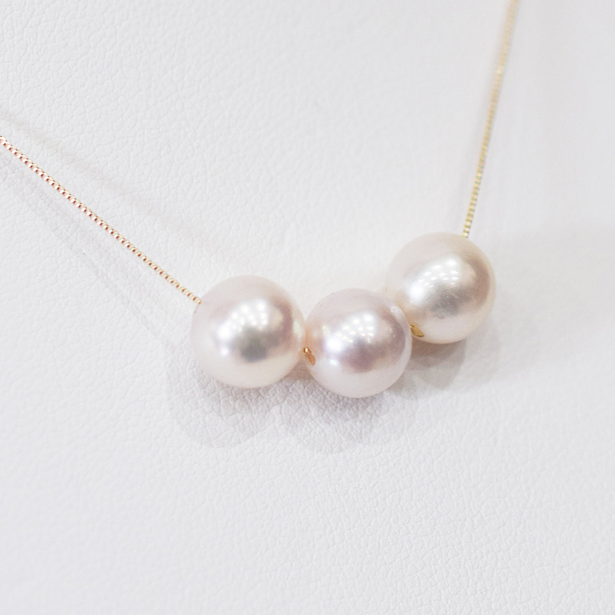 【K10 / K18】Rare White pink 7.5mm - 8.5mm Seawater Real 3pc Akoya Pearl necklace AkoyaPearl Japan あこや 真珠