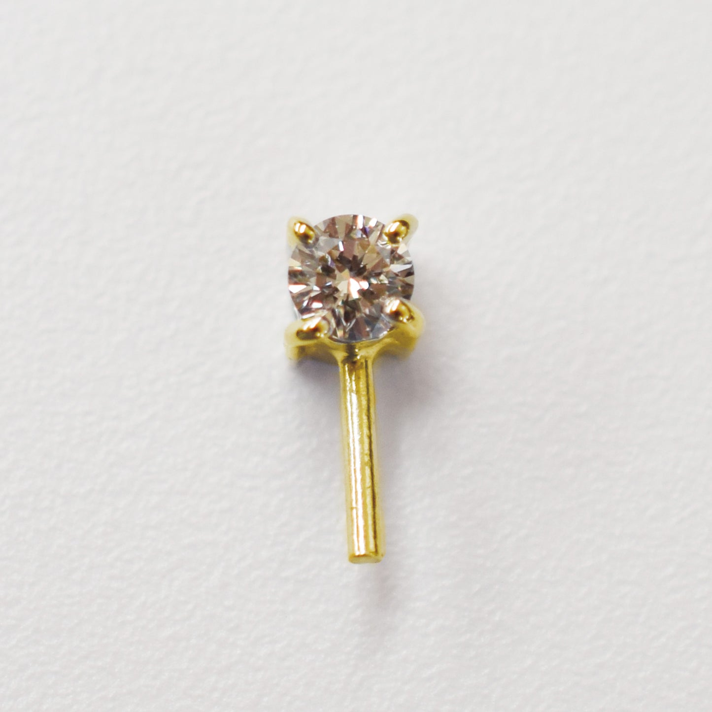 Only metal fittings 0.1ct K18YG Diamond Pendant top