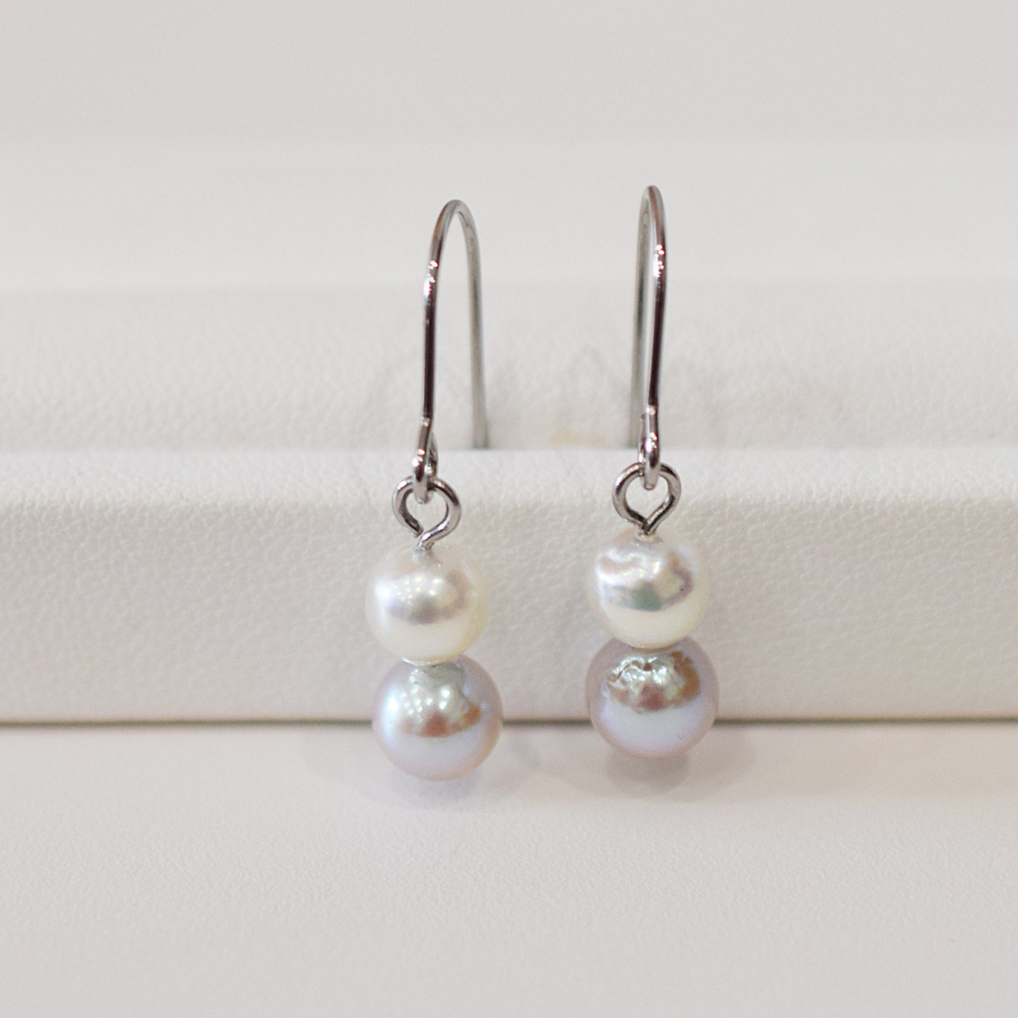 Actual product Natural color akoya Baroque pearl 5.5mm × 6mm Surgical Stainless Steel Seawater Akoya Pearl Hook Earrings Japan