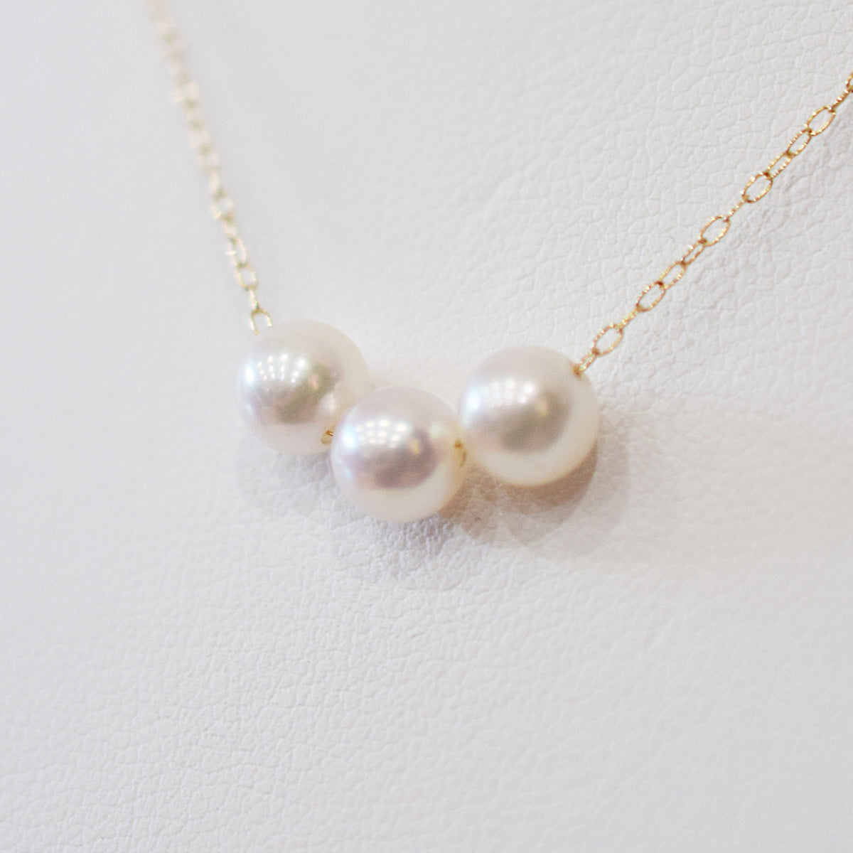 【 K10 / K18 】Rare White pink 5.5mm - 6.5mm Seawater Real Akoya Pearl 3pc necklace AkoyaPearl Japan あこや 真珠