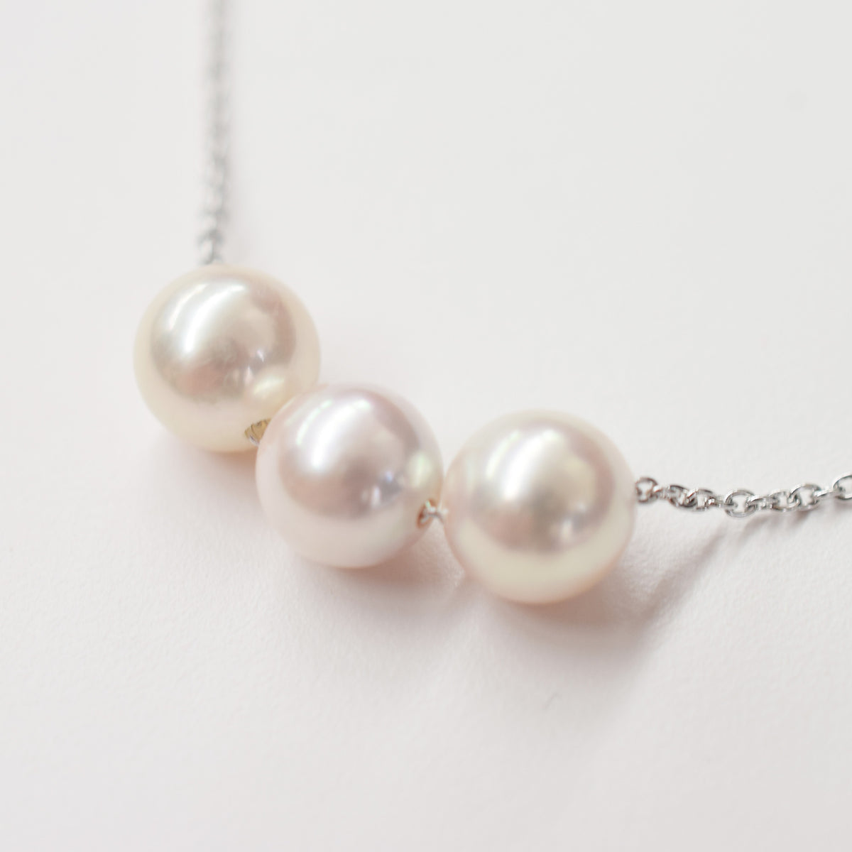 【SV925】Rare White pink 7.5mm - 8.5mm Seawater Real 3pc Akoya Pearl Azuki necklace AkoyaPearl Japan あこや 真珠