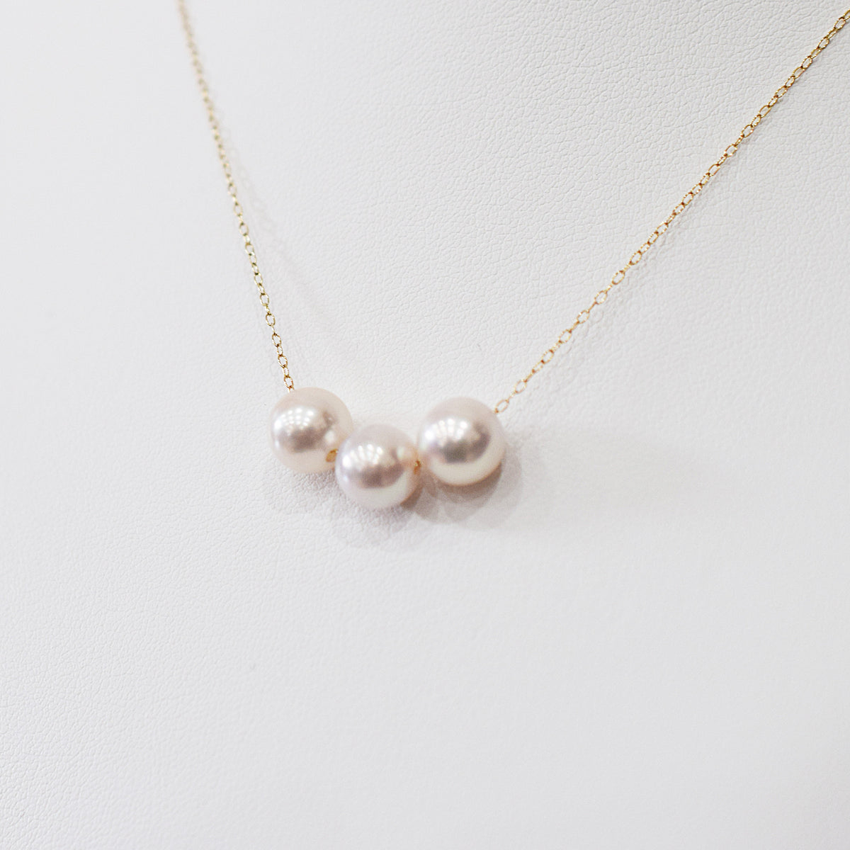 【K10 / K18】Rare White pink 7.5mm - 8.5mm Seawater Real Akoya Pearl 3pc necklace AkoyaPearl Japan あこや 真珠