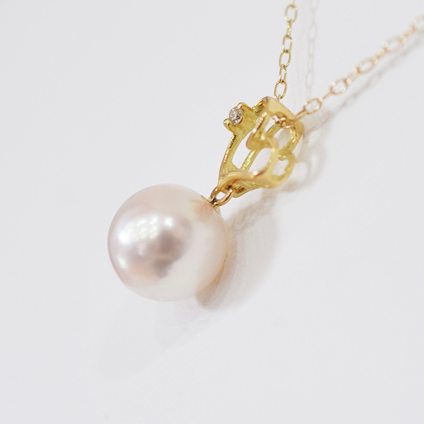 【K18YG / K18WG】Hanadama rank White pink 8mm - 9.5mm Diamond pendant necklace Akoya Pearl Real Japan Seawater pearl