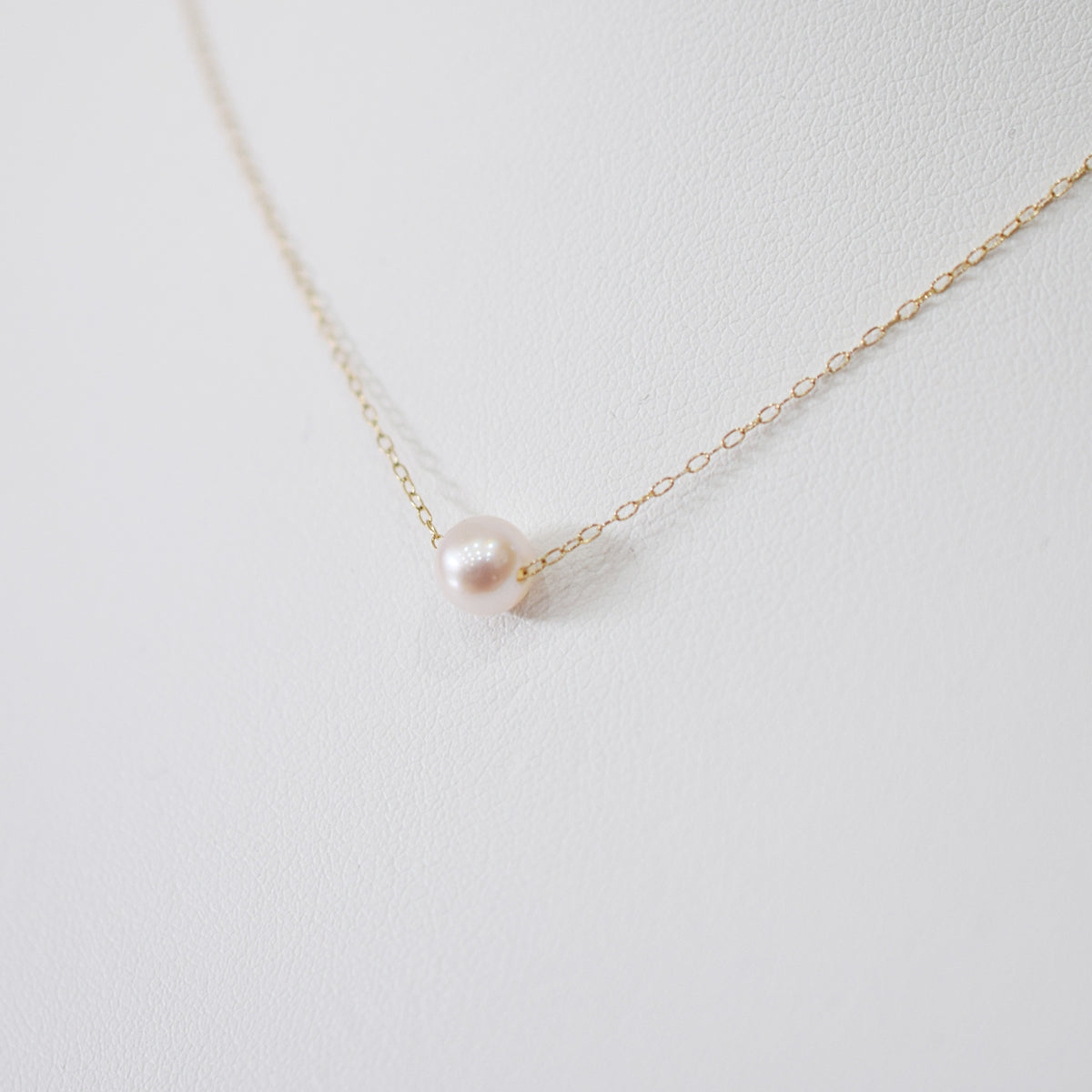 【K10 / K18】Rare White pink 5.5mm - 6.5mm Seawater Real Akoya Pearl necklace AkoyaPearl Japan あこや 真珠