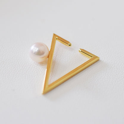 Hanadama rank White pink 6mm - 6.5mm akoya pearl K18YG Triangle Ear Cuff Seawater Japan Japanese 真珠 あこや