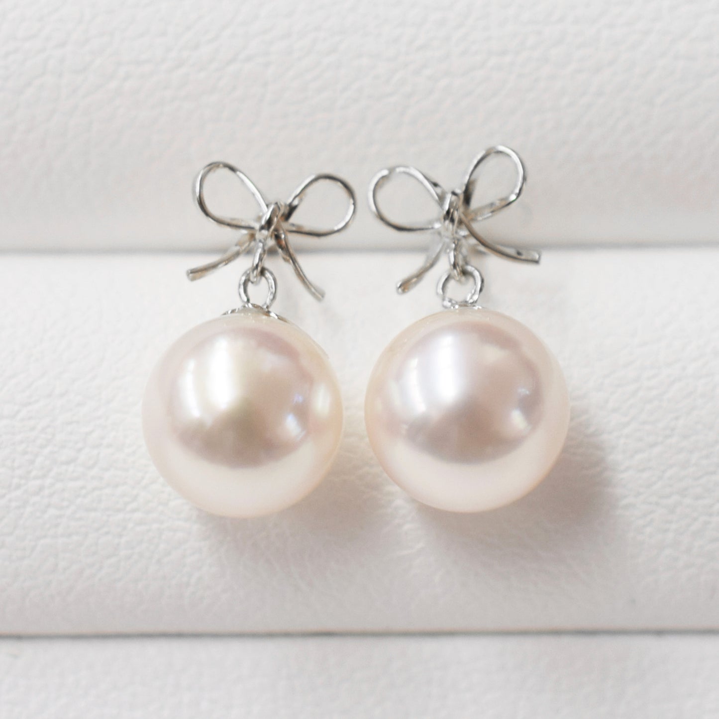【K18YG / K14WG】Hanadama rank White pink 7.5mm - 8.5mm Sea Real Akoya Pearl Ribon Earring Japan 1pair Japanese reenspearl birthday あこや 真珠