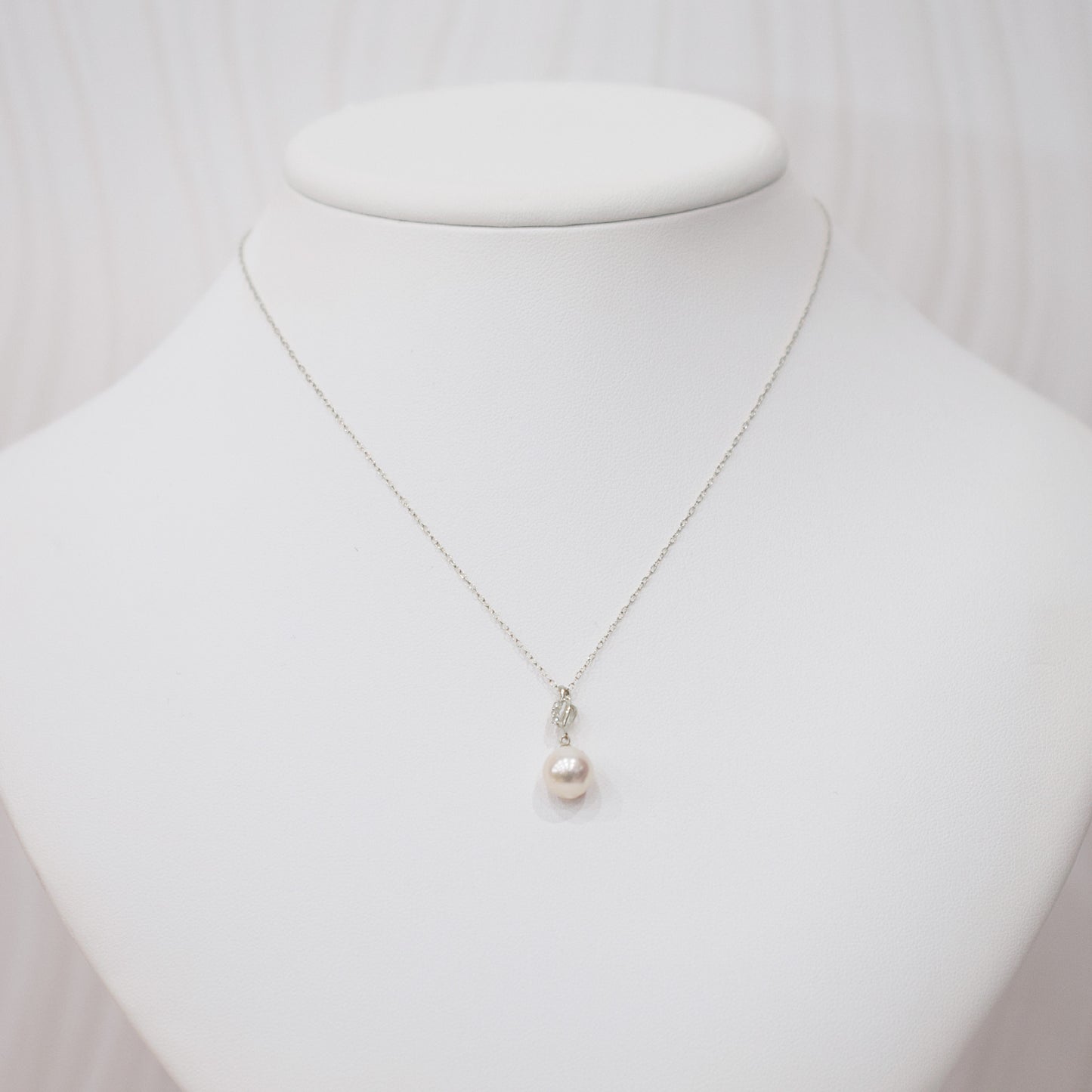 【K18YG / K18WG】Hanadama rank White pink 8mm - 9.5mm Diamond pendant necklace Akoya Pearl Real Japan Seawater pearl