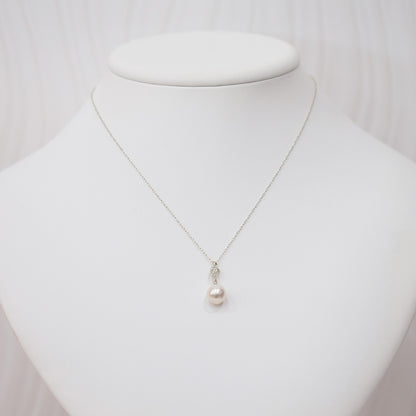 【K18YG / K18WG】Hanadama rank White pink 8mm - 9.5mm Diamond pendant necklace Akoya Pearl Real Japan Seawater pearl