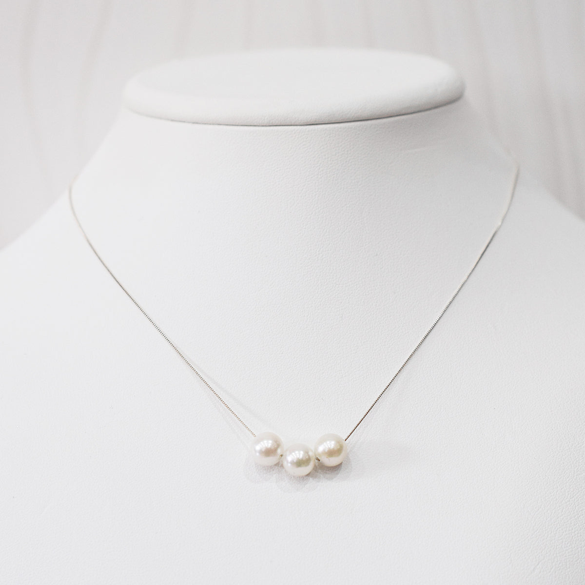 【K10 / K18】Rare White pink 7.5mm - 8.5mm Seawater Real 3pc Akoya Pearl necklace AkoyaPearl Japan あこや 真珠