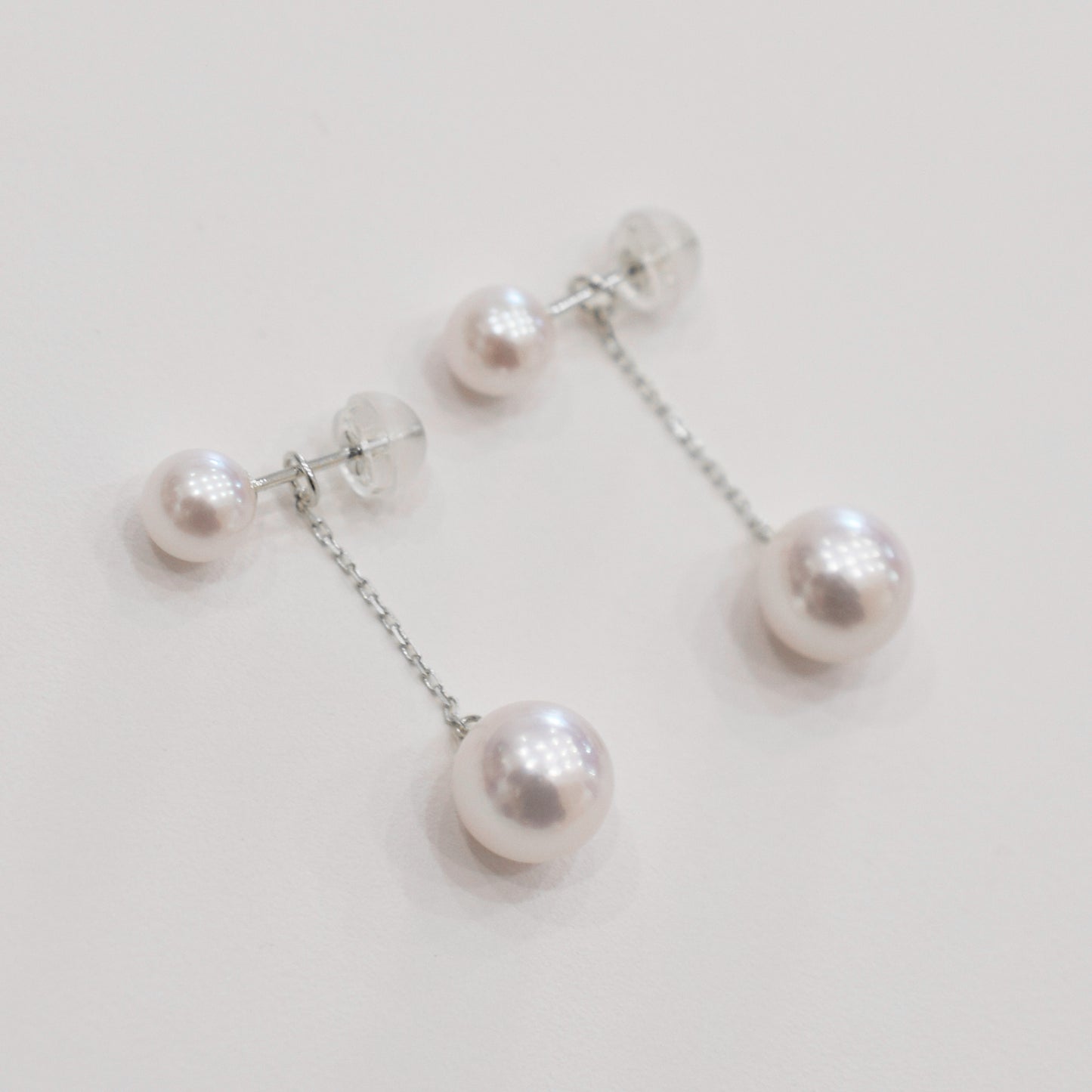 【K18YG / K14WG】 Rare White Pink 5.5mm × 8mm earrings Real Seawater Akoya Pearl Japan reenspearl Akoyapearl both ears japanese あこや 真珠