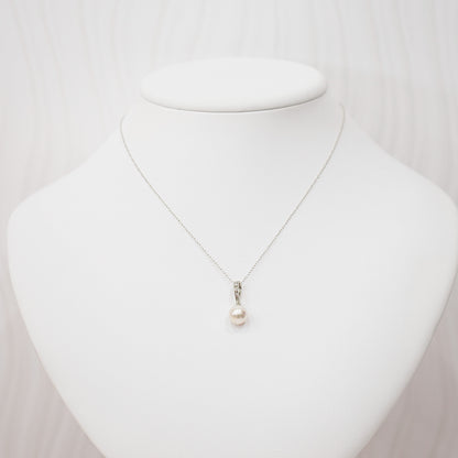 【K18YG / K18WG】Hanadama rank White pink 8mm - 9.5mm Diamond pendant necklace Akoya Pearl Real Japan Seawater pearl