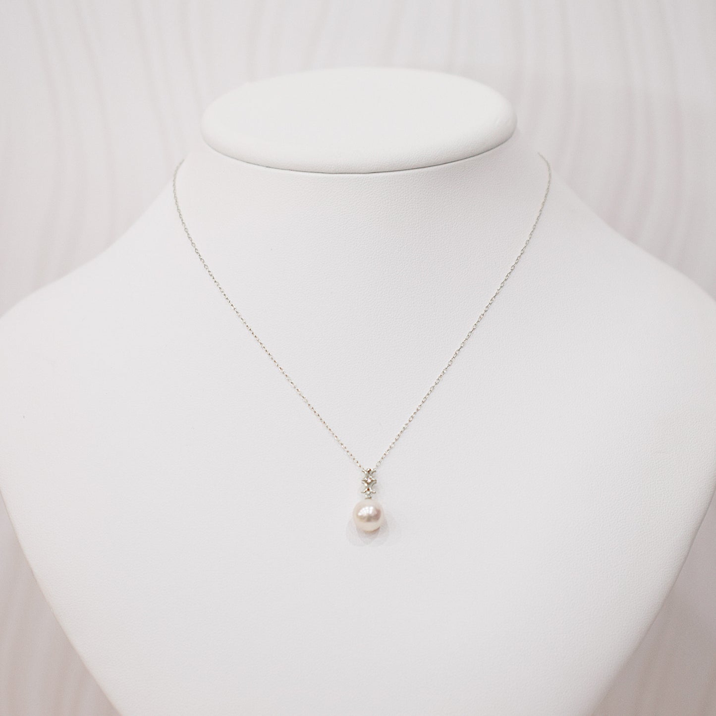 【K18YG / K18WG】Hanadama rank White pink 8mm - 9.5mm Diamond pendant necklace Akoya Pearl Real Japan Seawater pearl