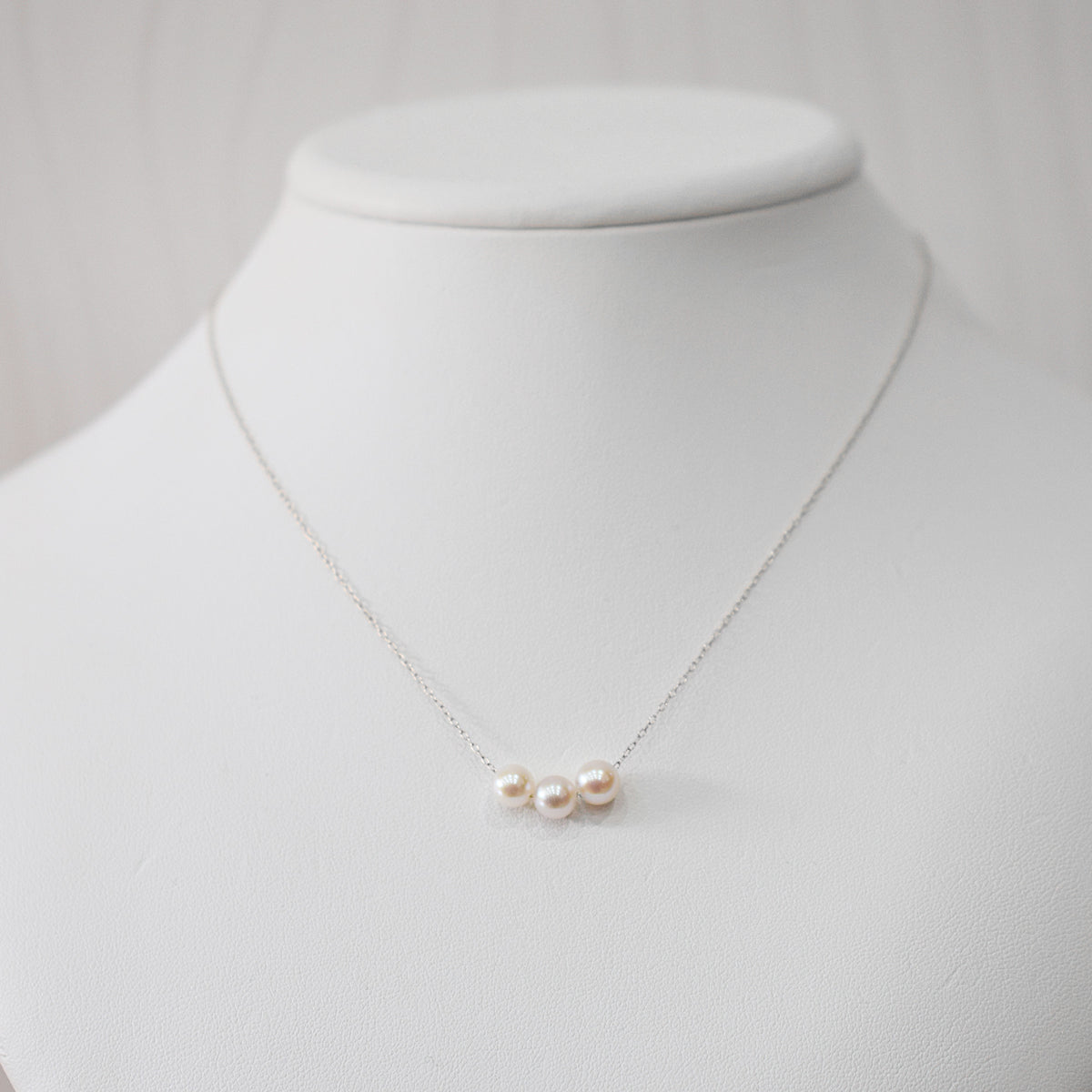 【 K10 / K18 】Rare White pink 5.5mm - 6.5mm Seawater Real Akoya Pearl 3pc necklace AkoyaPearl Japan あこや 真珠